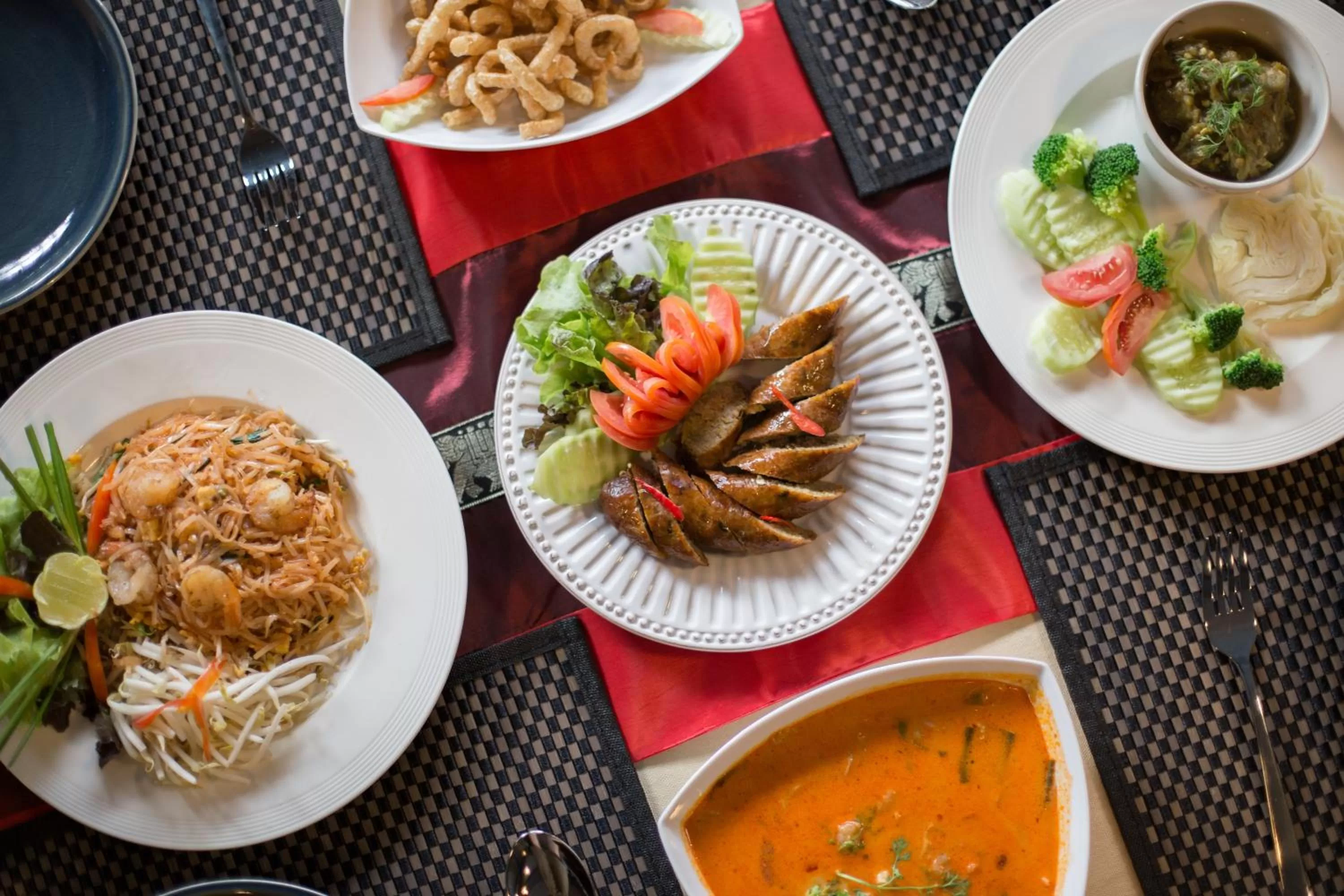 Food in Night Bazaar Inn