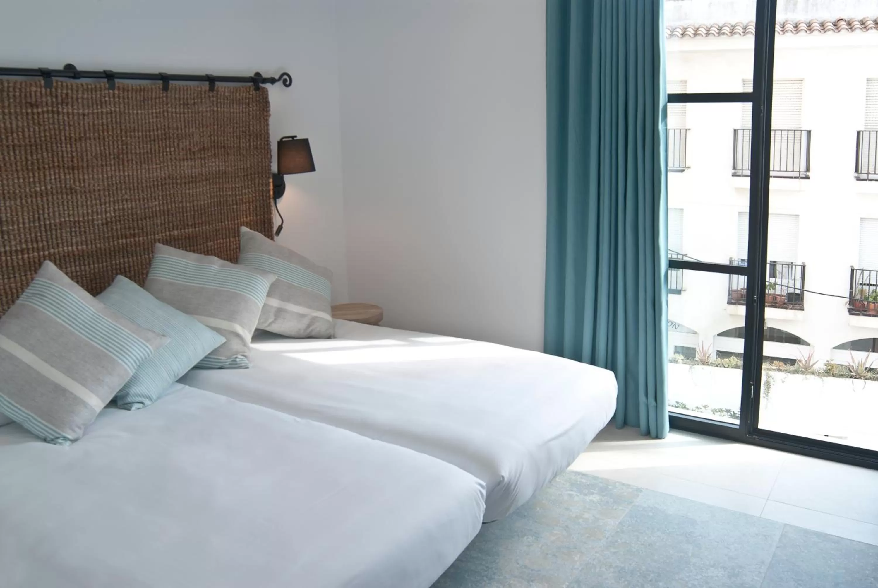 Bed in Aparthotel El Cargol