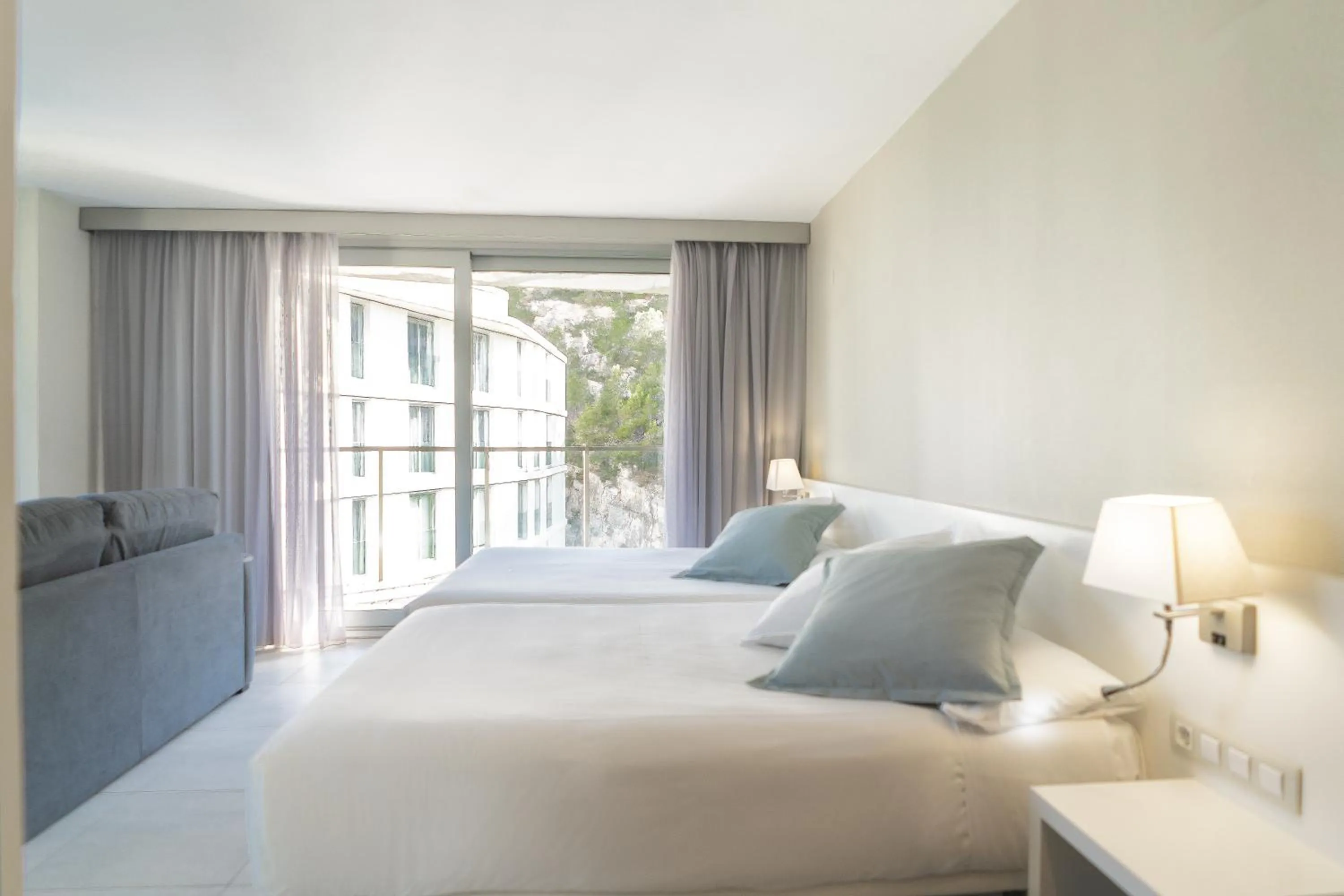 Photo of the whole room in Ágora Spa & Resort