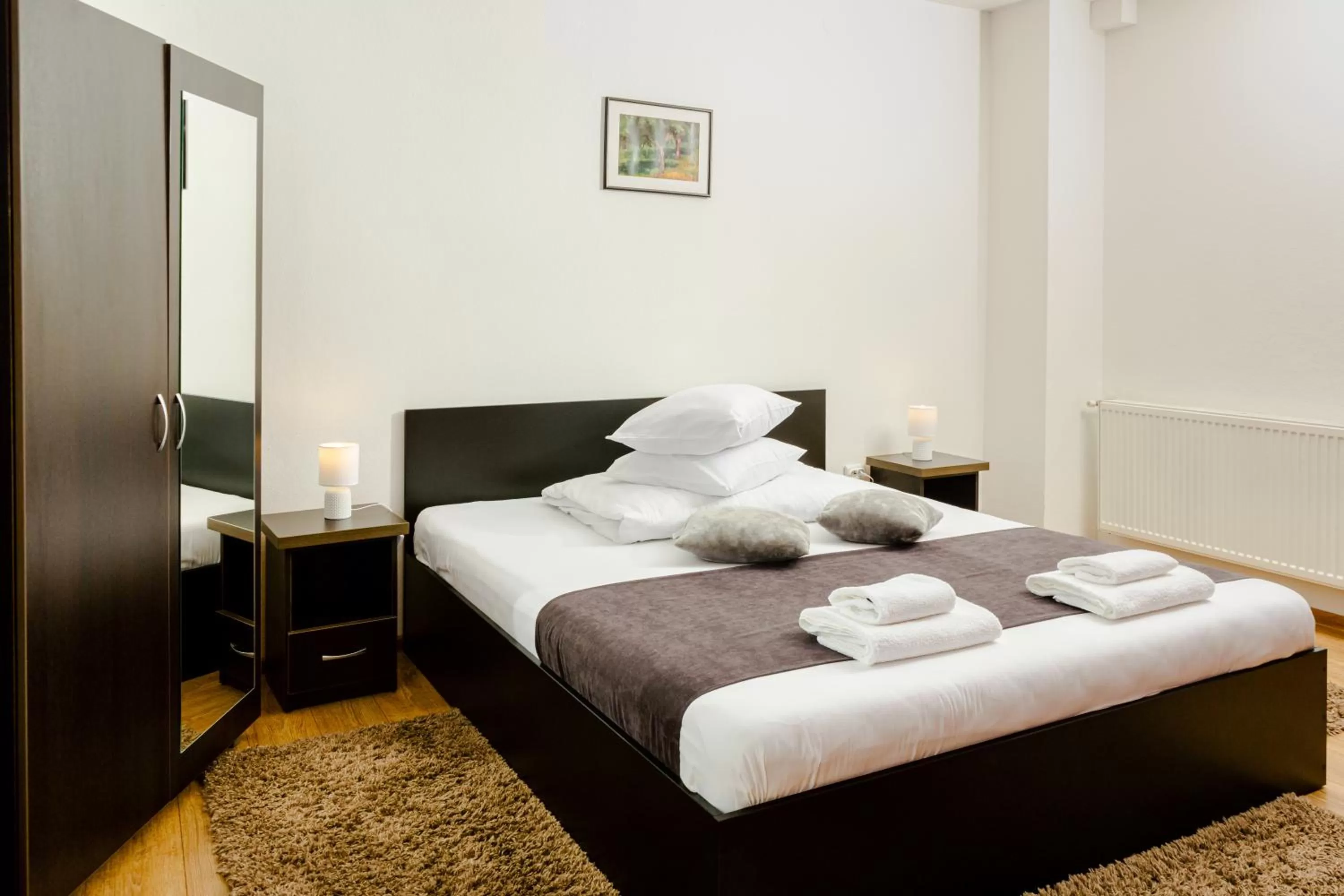 Bedroom, Bed in Pensiunea Pictorilor