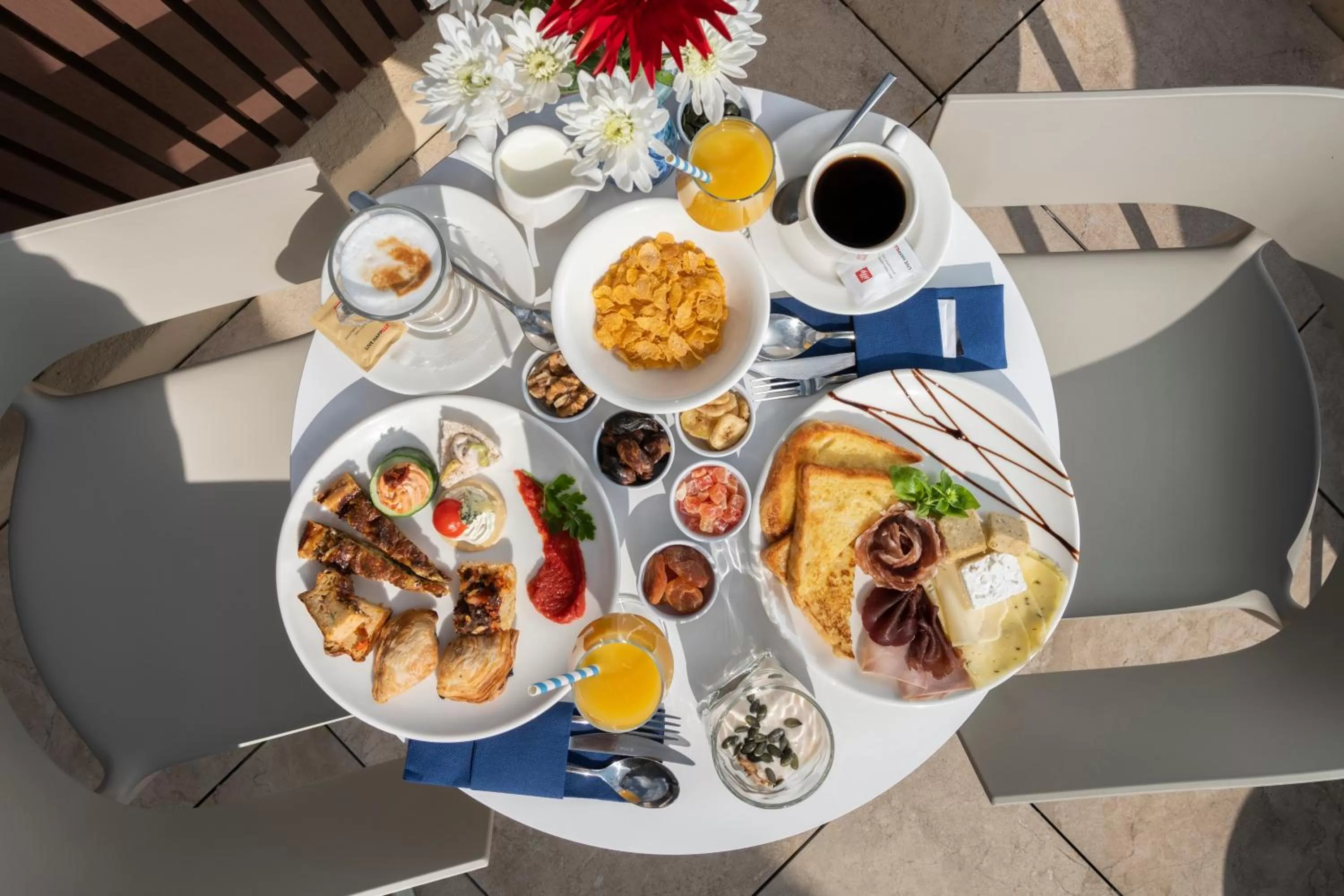 Food and drinks in The Duke Boutique Hotel