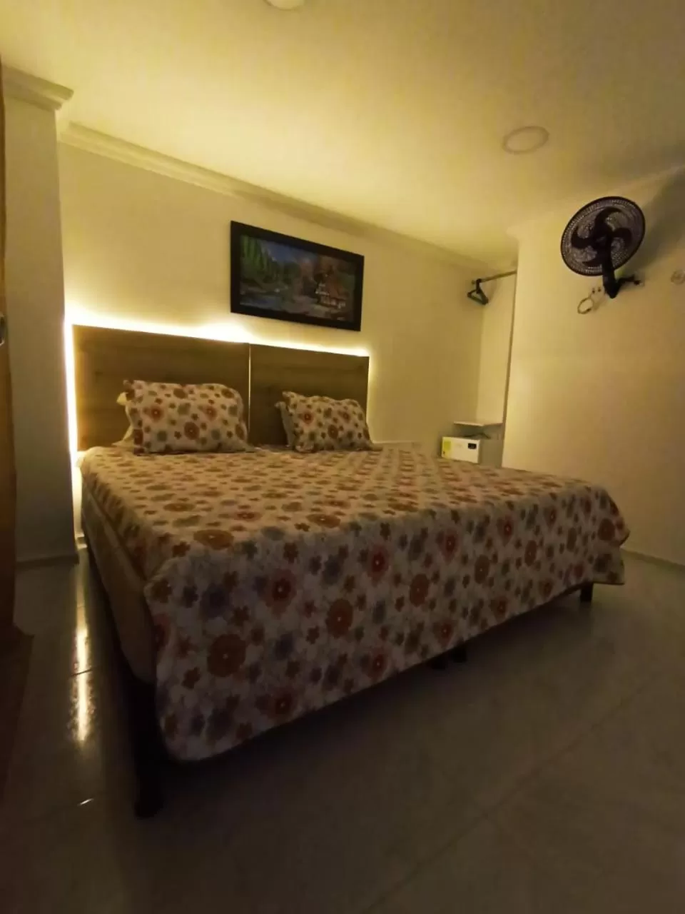 Bed in Hotel Eterna Primavera