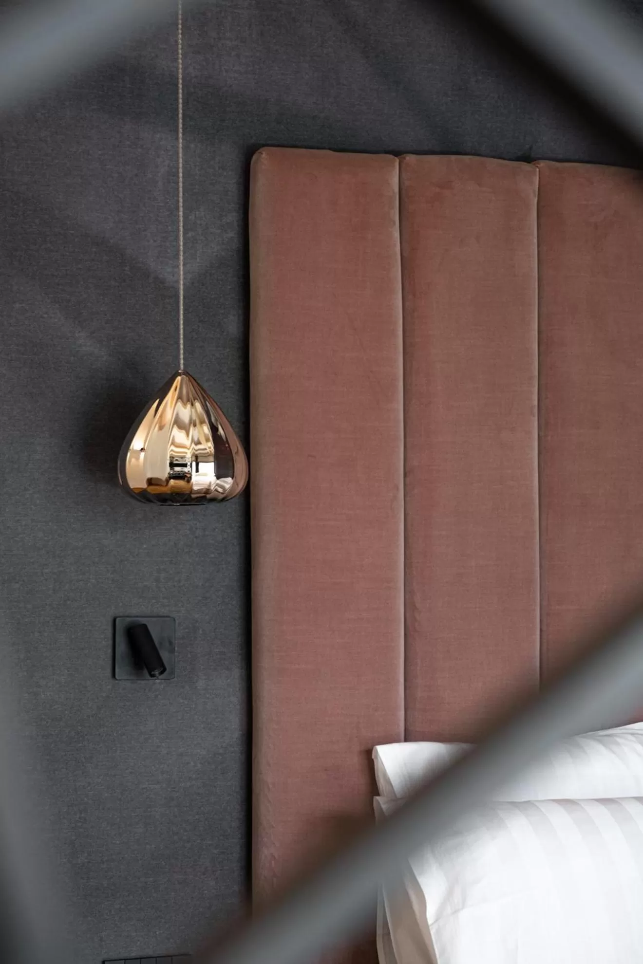 TV/Entertainment Center in Alpuris - Your Boutique Suite - Hotel B&B