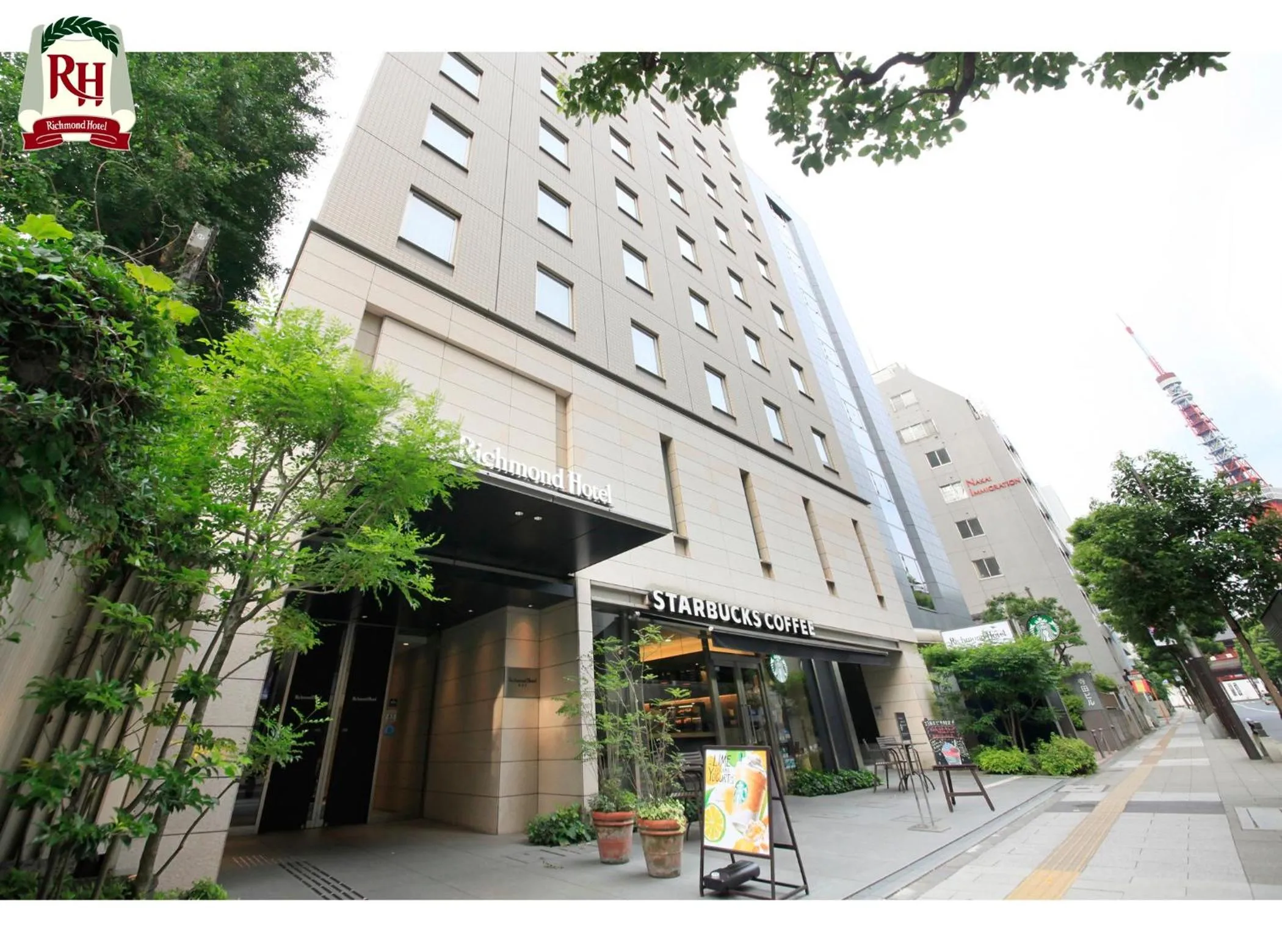 Facade/entrance in Richmond Hotel Tokyo Shiba