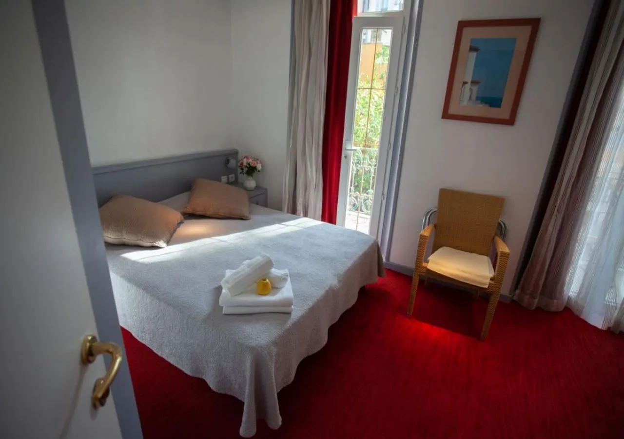 Bed in Hôtel restaurant Oasis