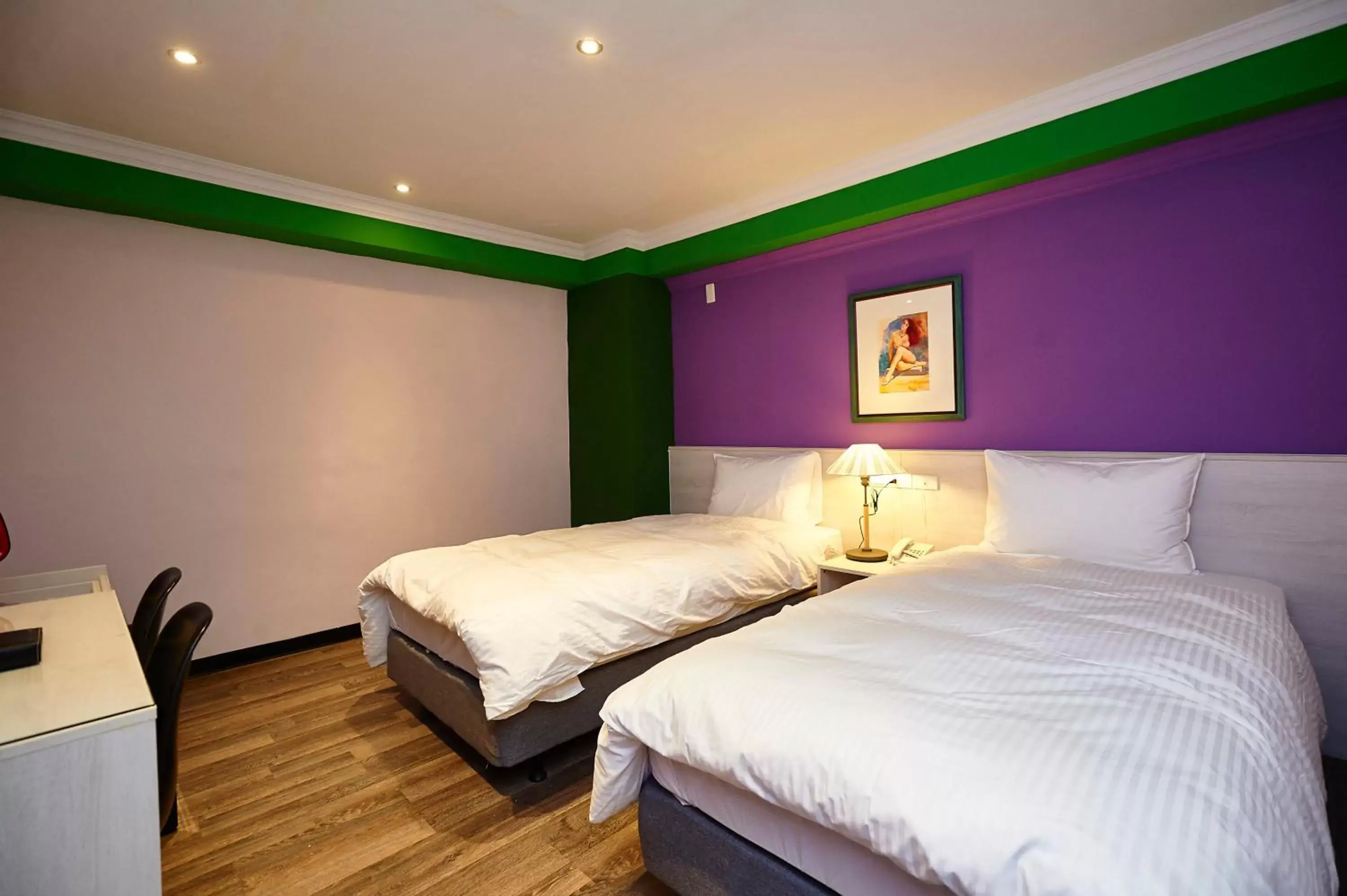 Small Double or Twin Room in Lily Hotel Small Double or Twin Room in Lily Hotel