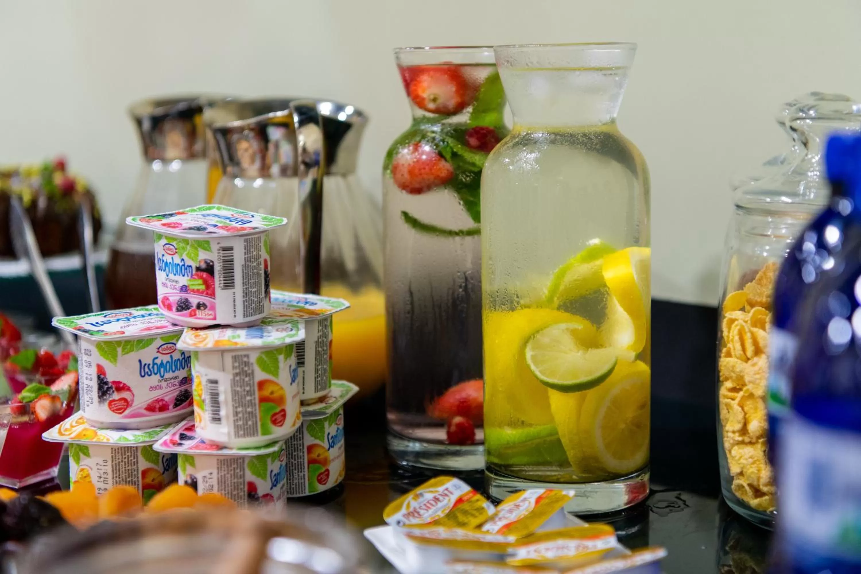 Food and drinks in S&L Boutique Hotel