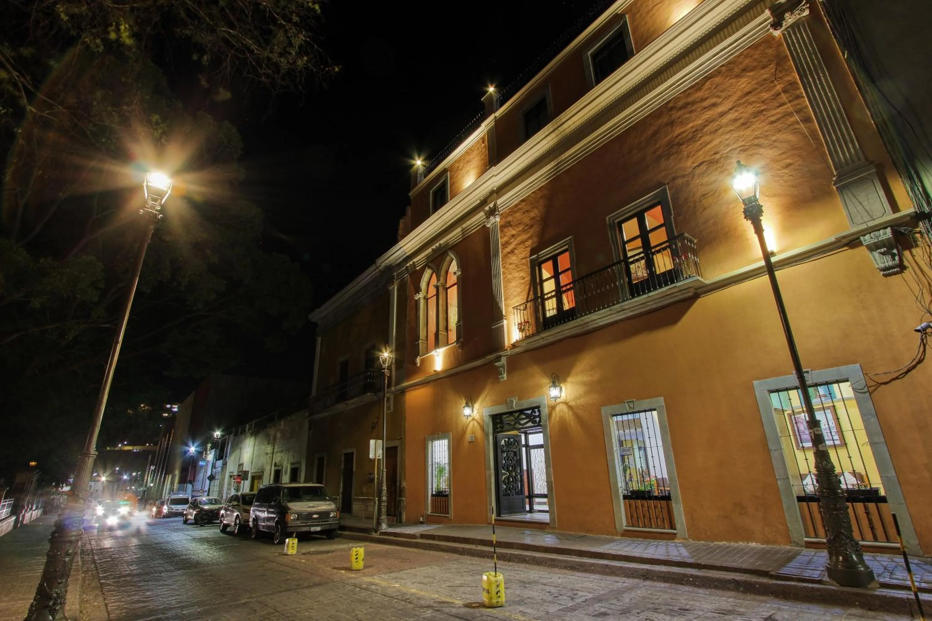 Hotel Mansion del Cantador