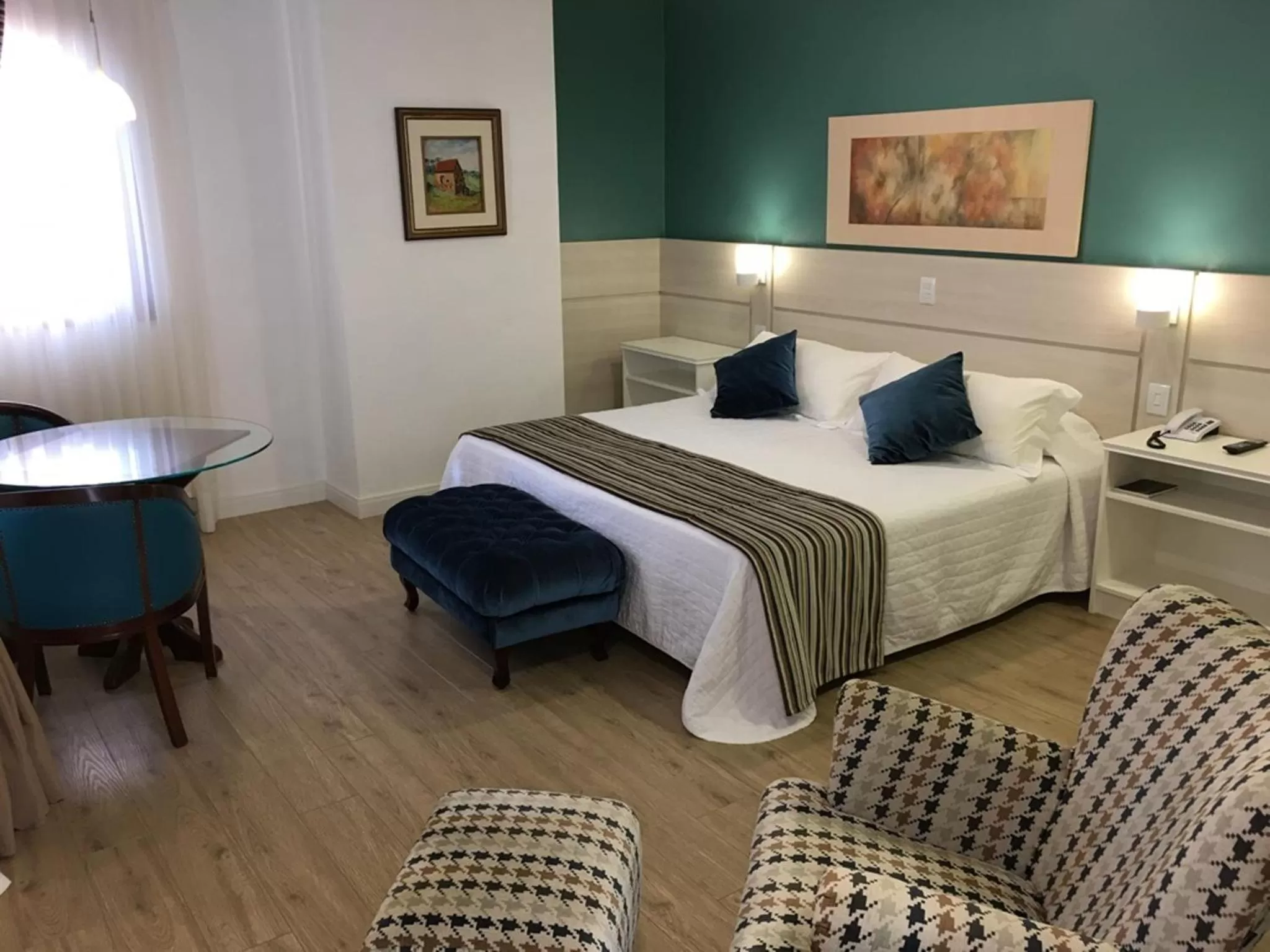 Bed in Farina Park Hotel