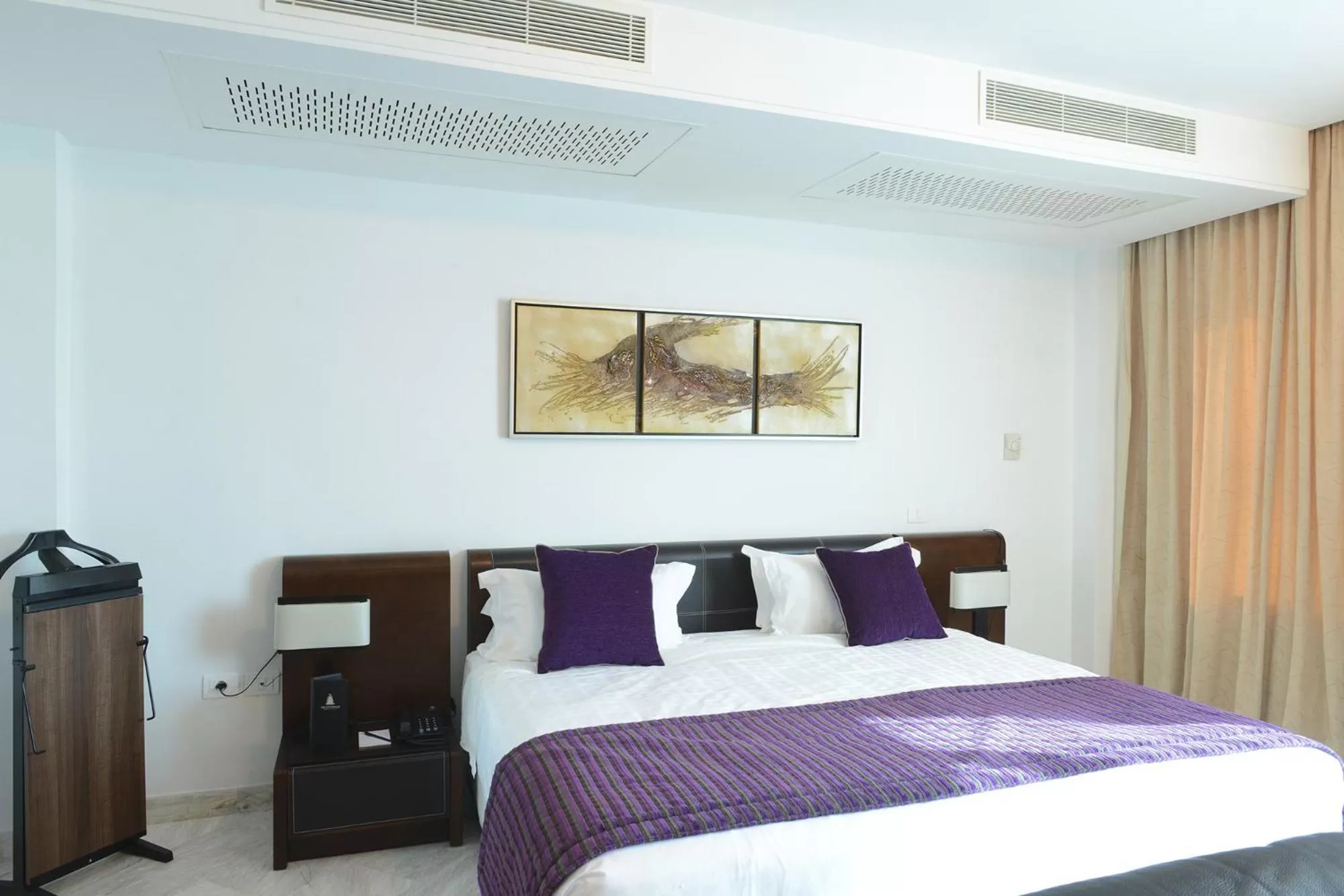 Bedroom, Bed in The Penthouse Suites Hotel