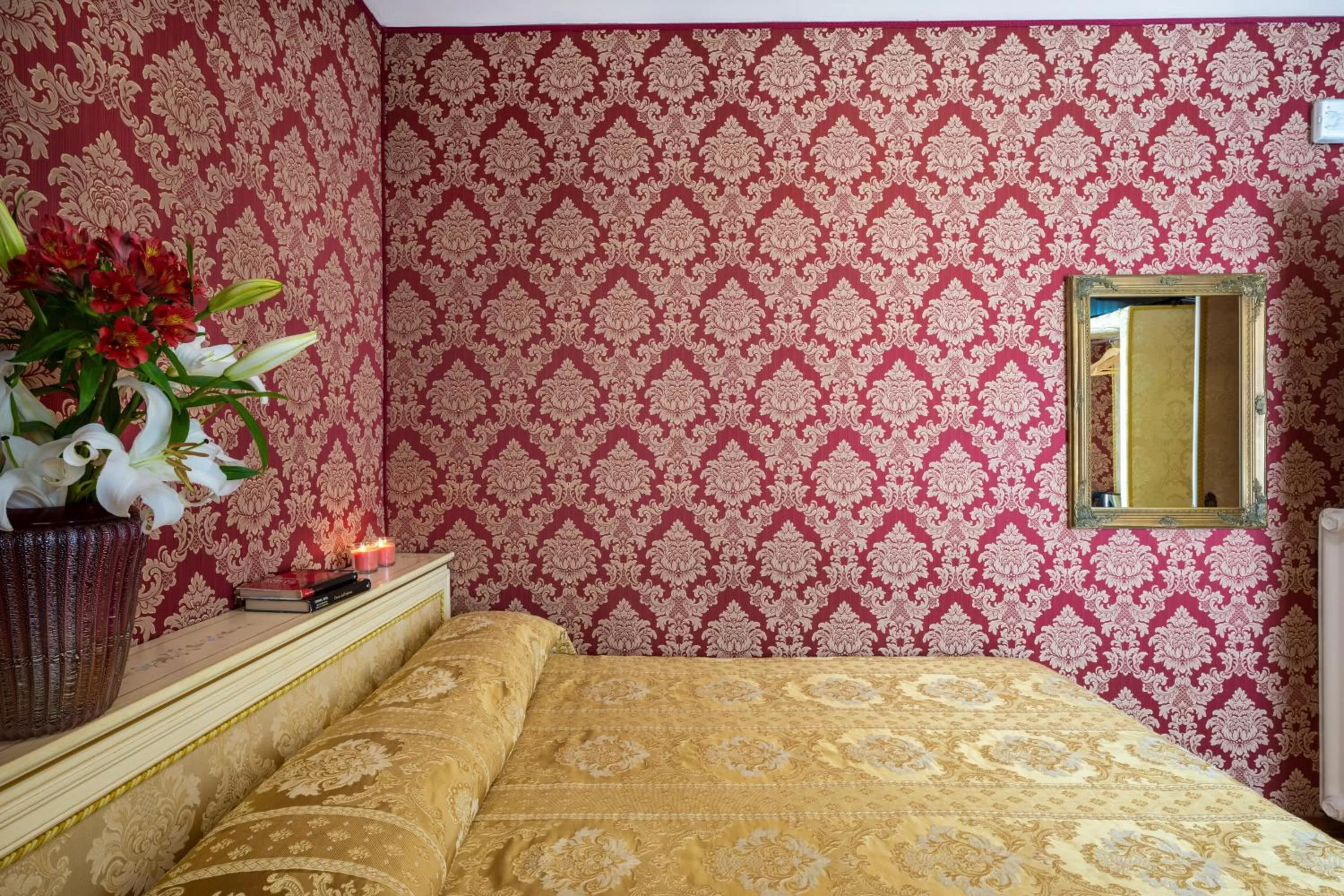 Bed in Hotel Apostoli Garden