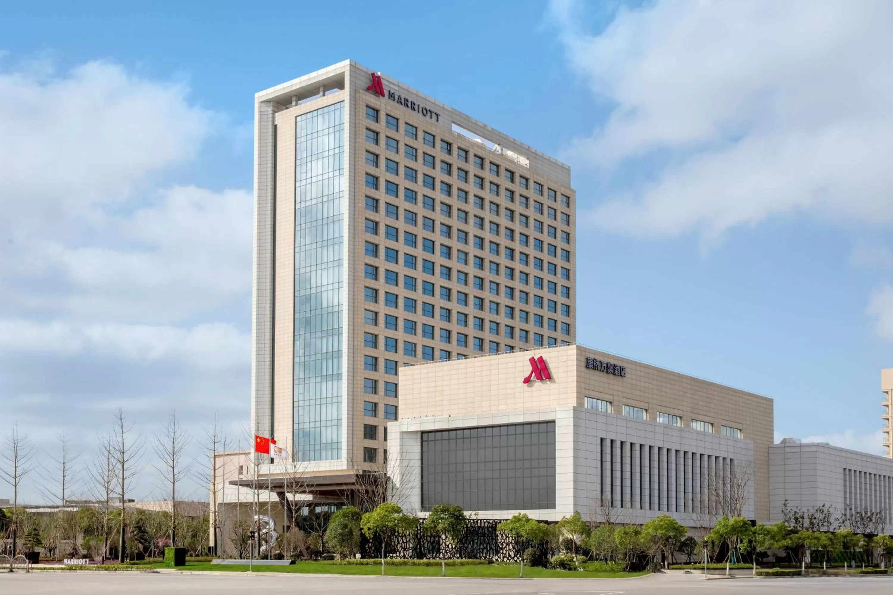 Property building in Shanghai Marriott Hotel Kangqiao