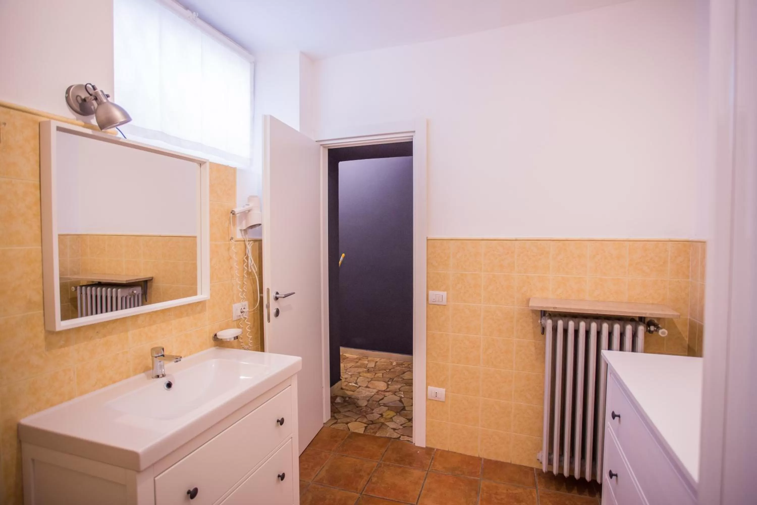 Bathroom in Ciccio Bed & Breakfast