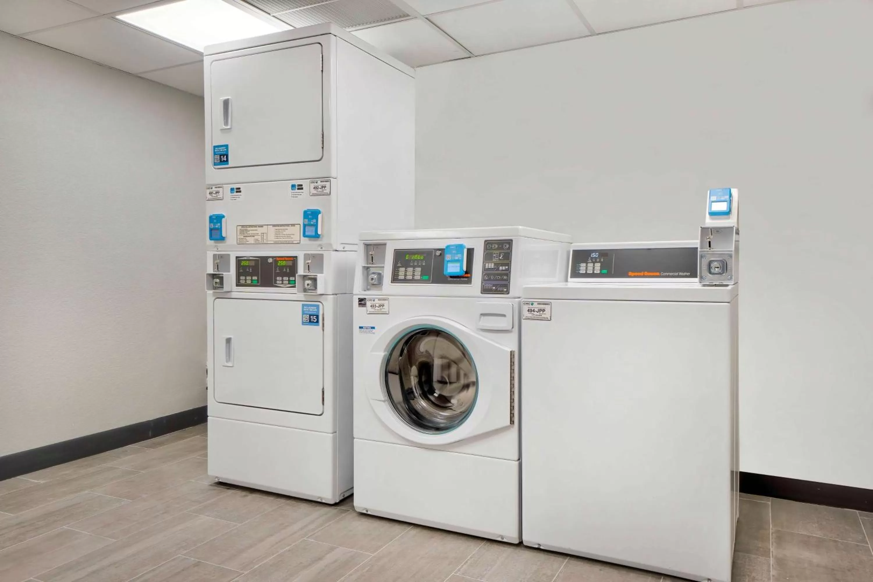 laundry in Motel 6-Fort Lauderdale, FL