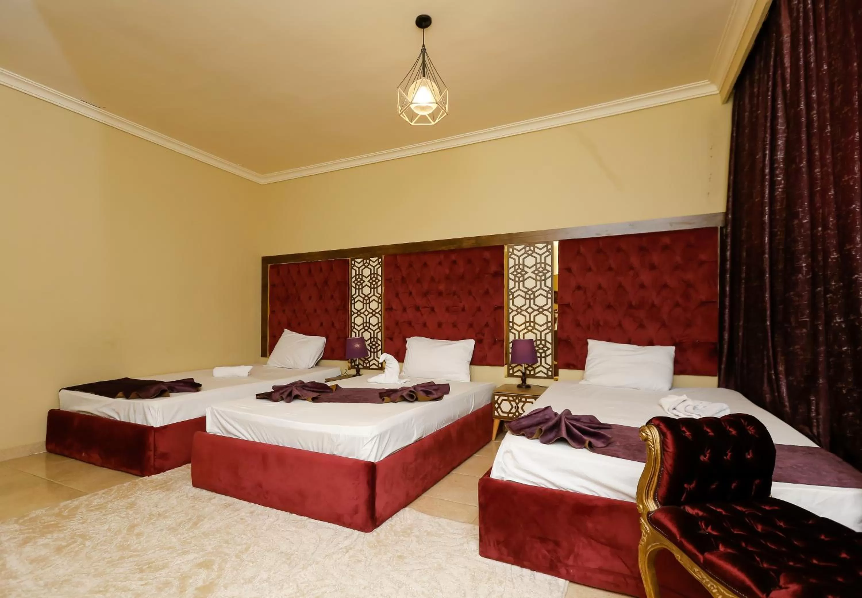 Bed in King Cheops Inn - Pyramid View