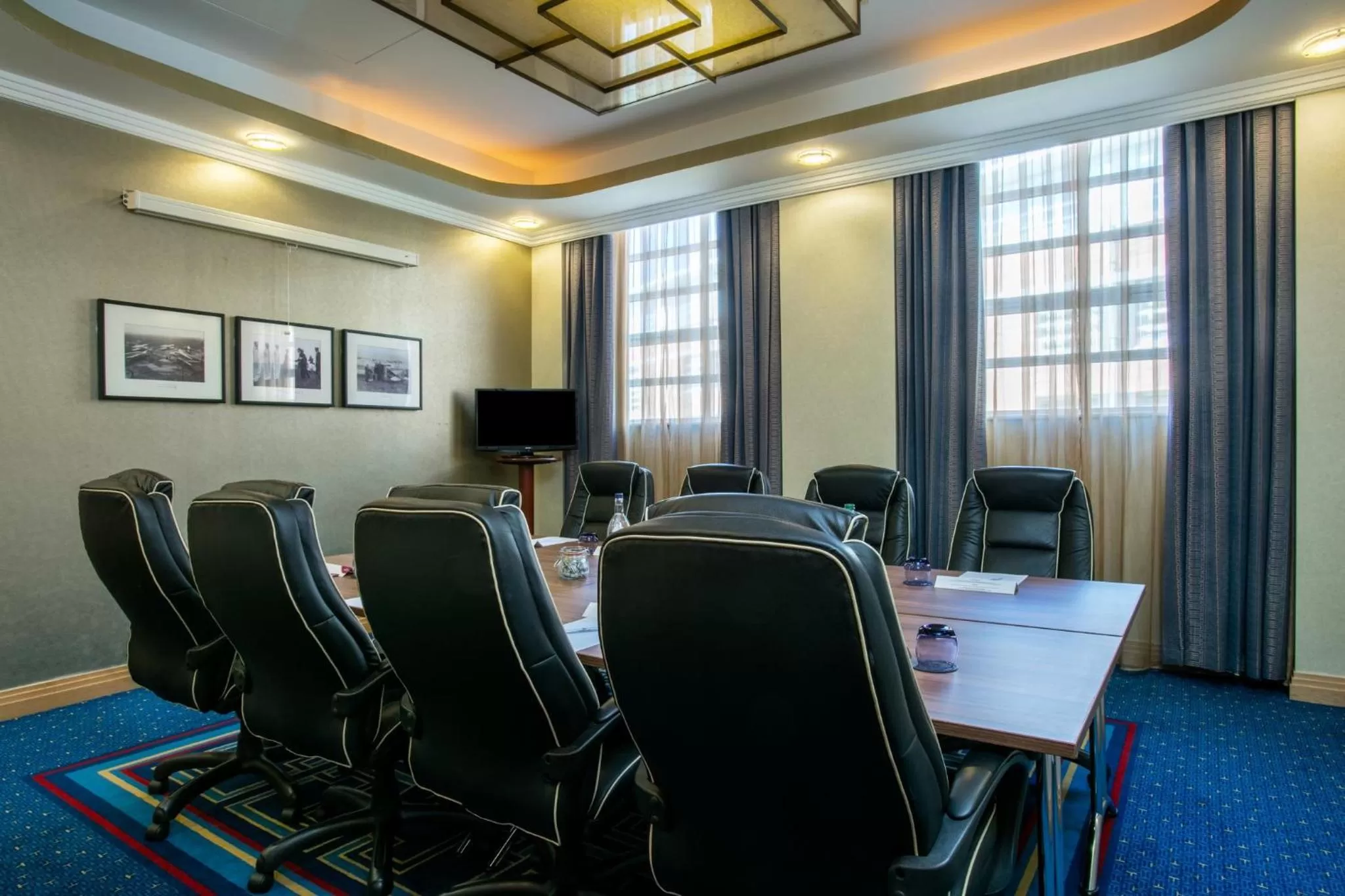 Meeting/conference room in Crowne Plaza Liverpool - John Lennon Airport by IHG