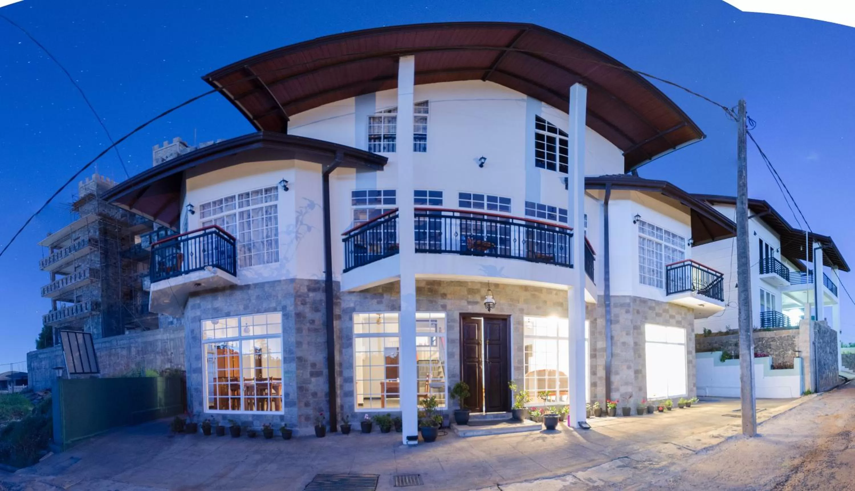 Facade/entrance in Misthill Rest - Lavish Villa