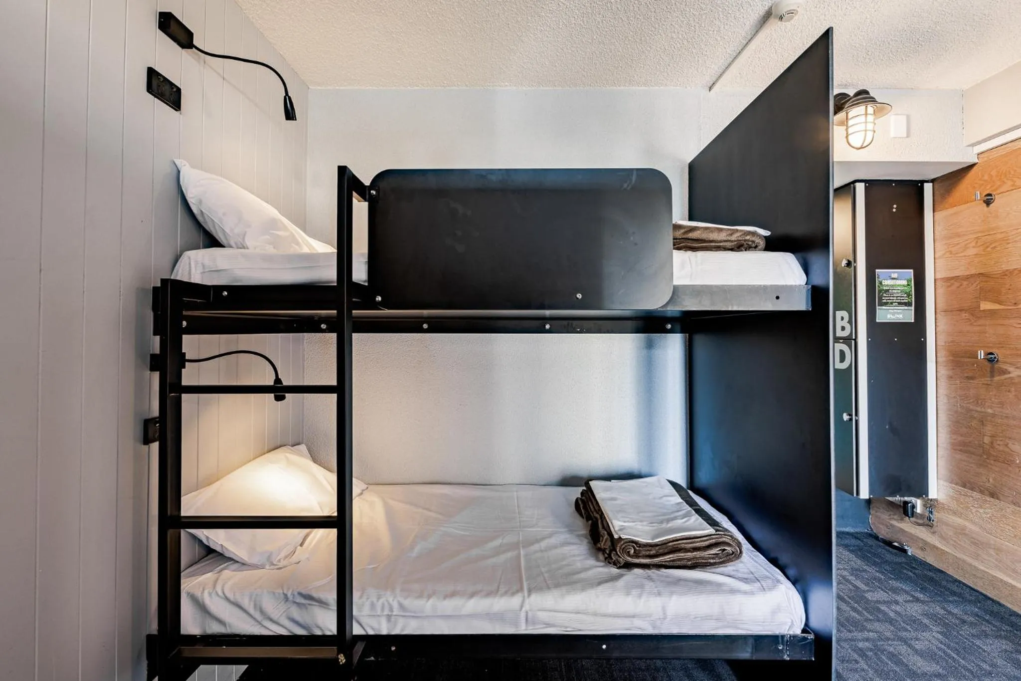 Bed in Bunk Surfers Paradise International Backpacker Hostel