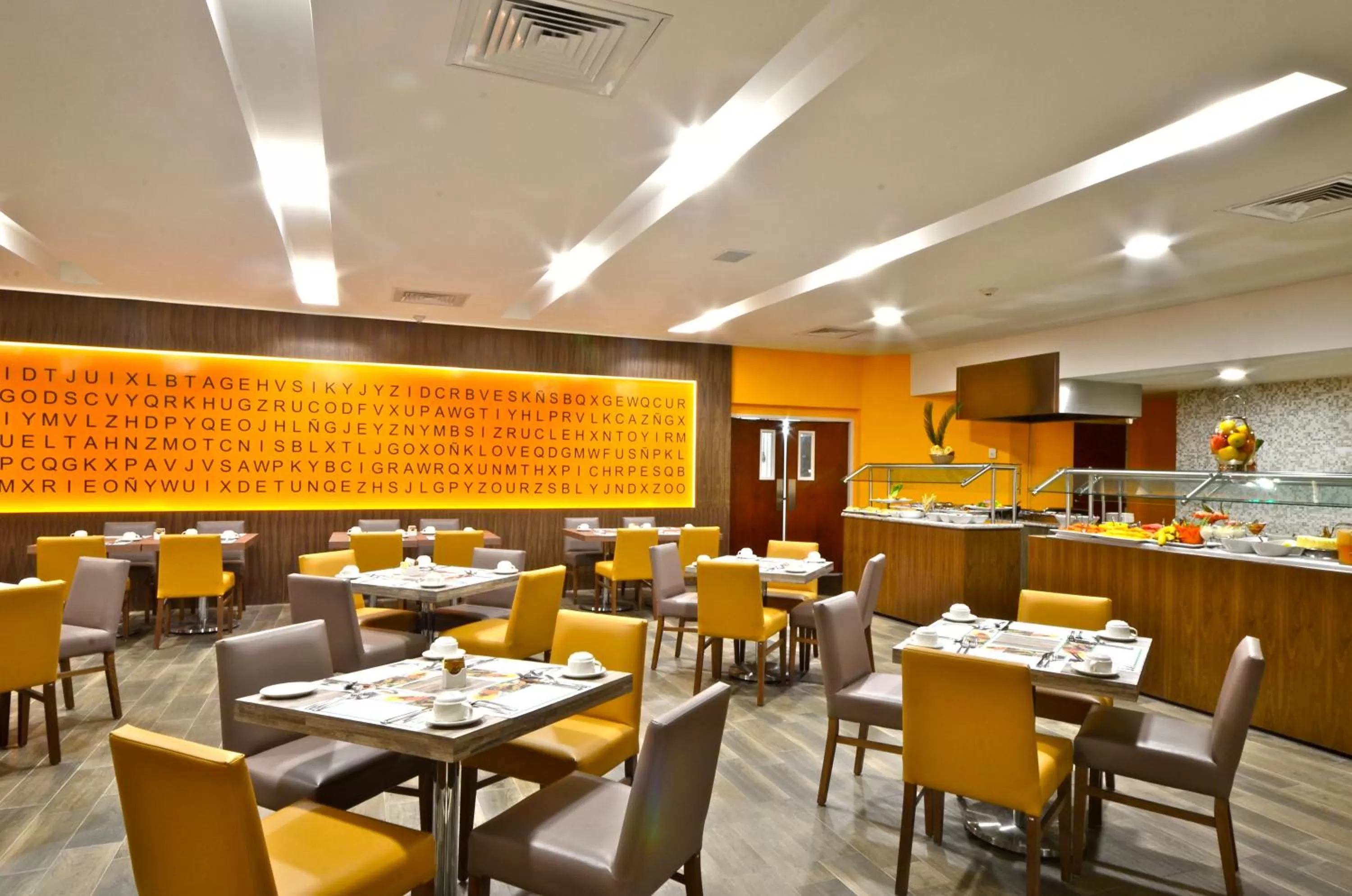 Restaurant/places to eat in Holiday Inn Tampico-Altamira by IHG