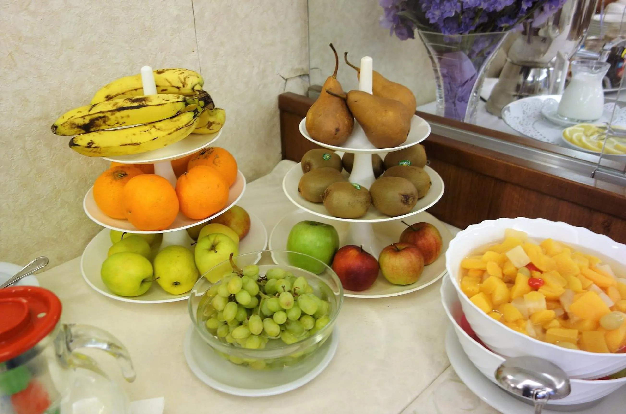 Restaurant/places to eat in Euromotel Croce Bianca