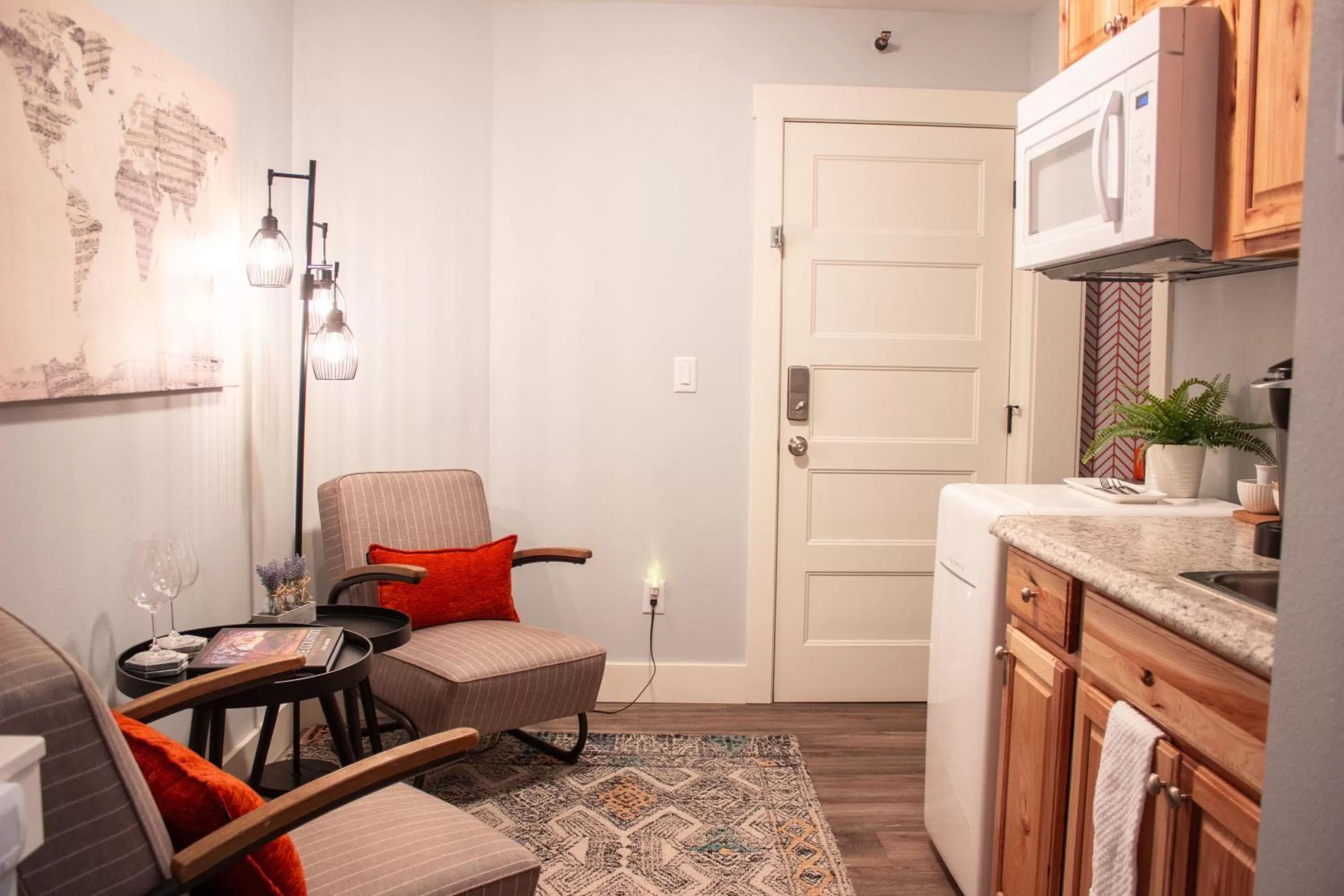 Living room, Seating Area in Douglas On Third