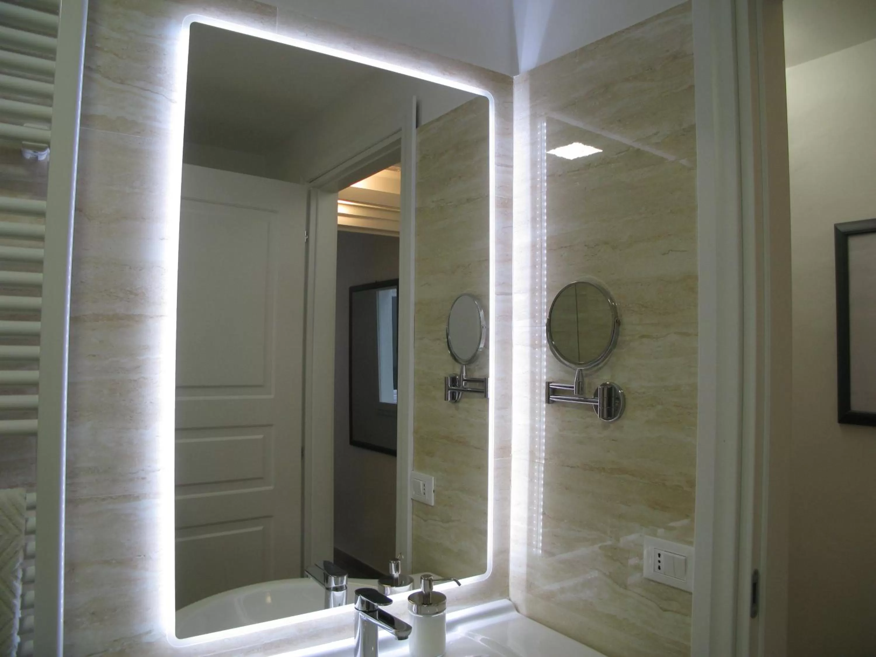 Bathroom in In San Frediano B&B