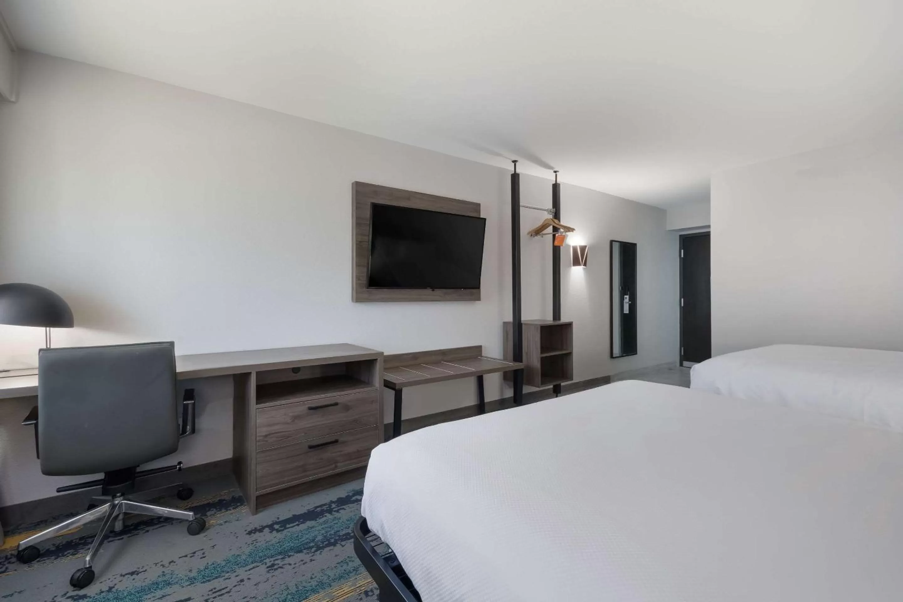 Bedroom in Clarion Pointe OKC Airport