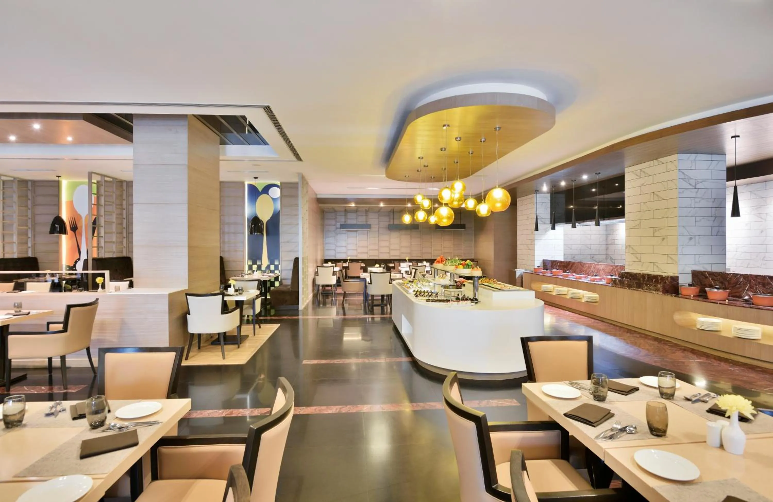 Restaurant/places to eat in Radisson Gurugram Udyog Vihar