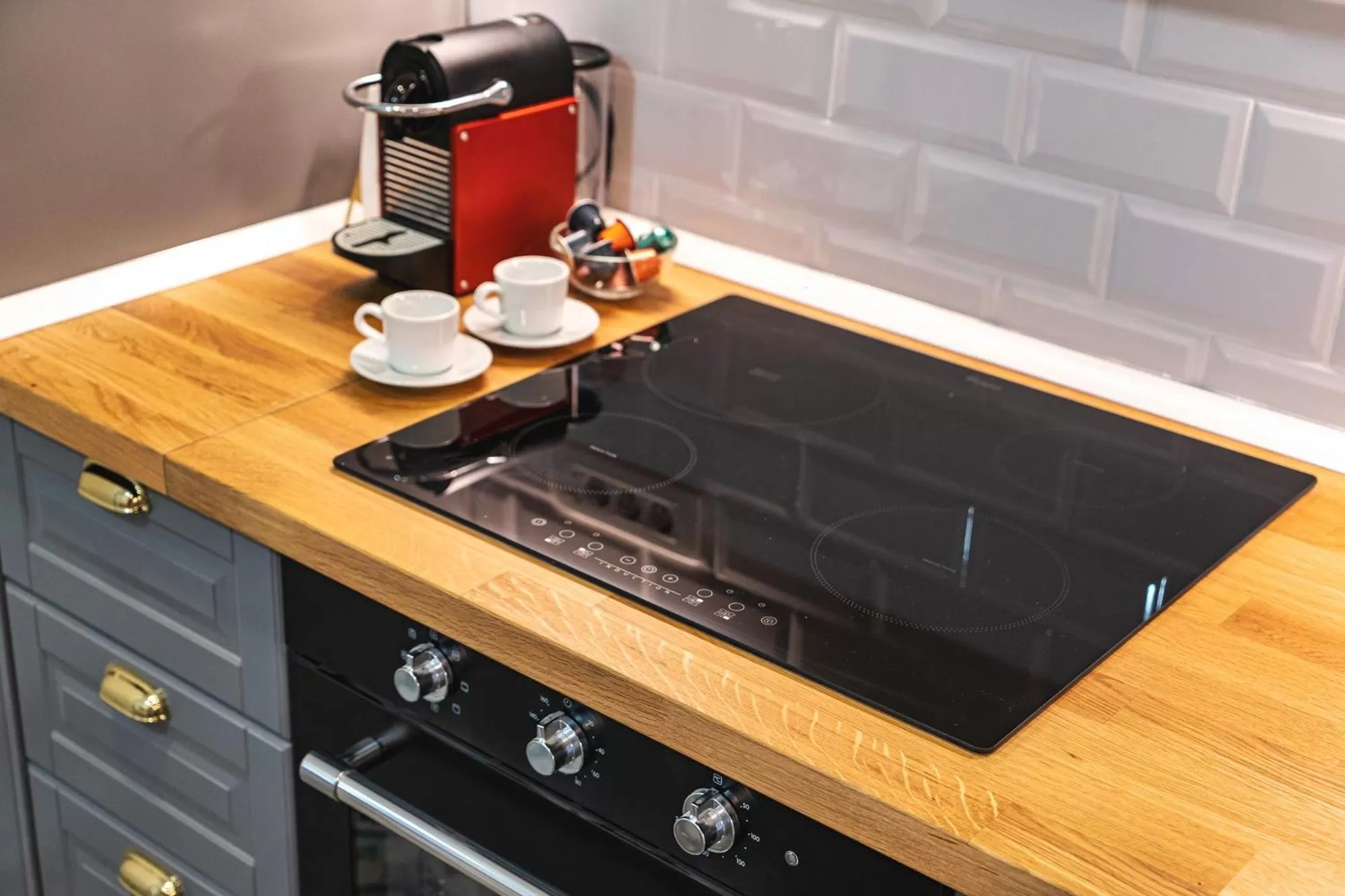 Kitchen or kitchenette in Nikolas Haus Central Location with Free Parking