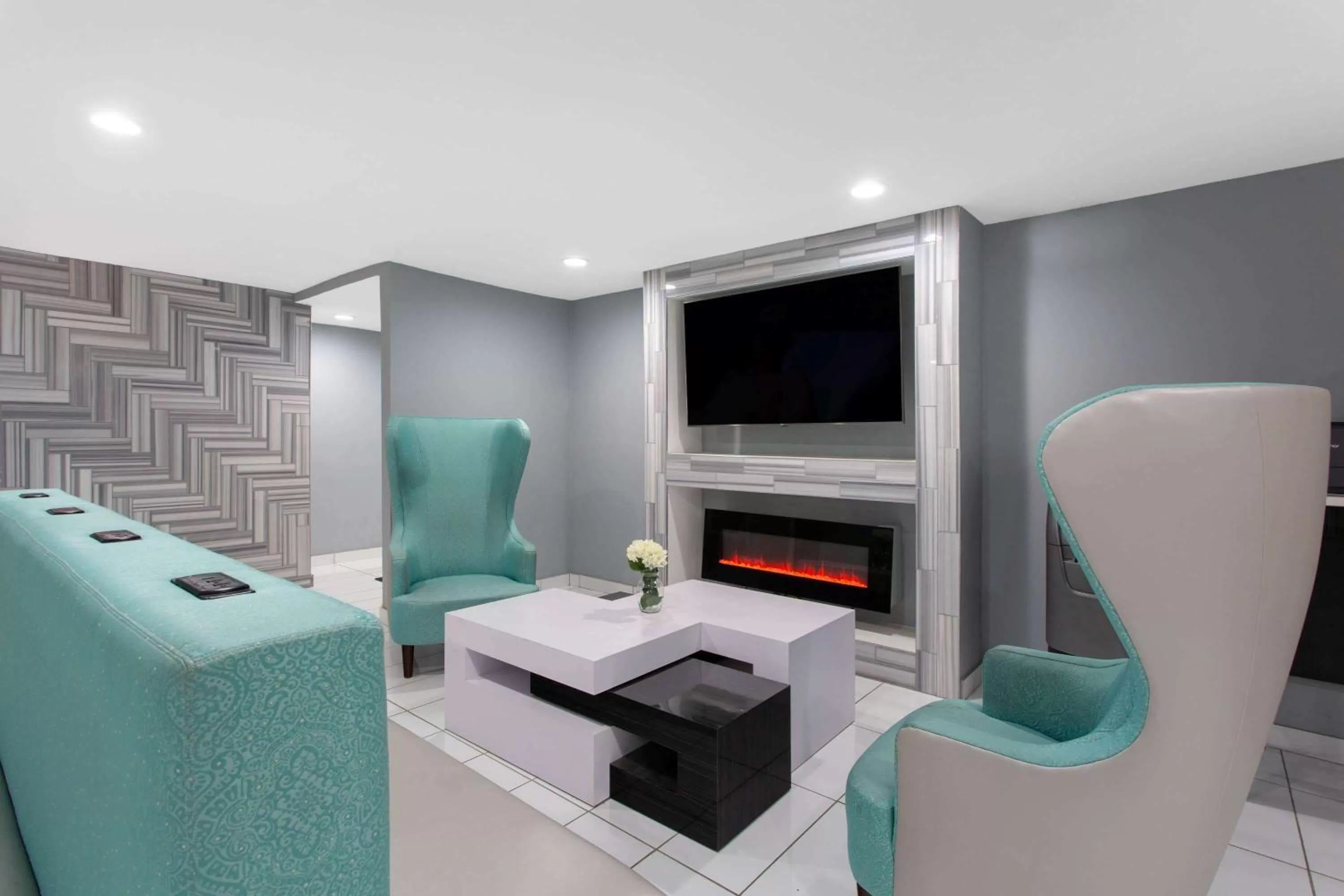 Lobby or reception in University Inn & Suites