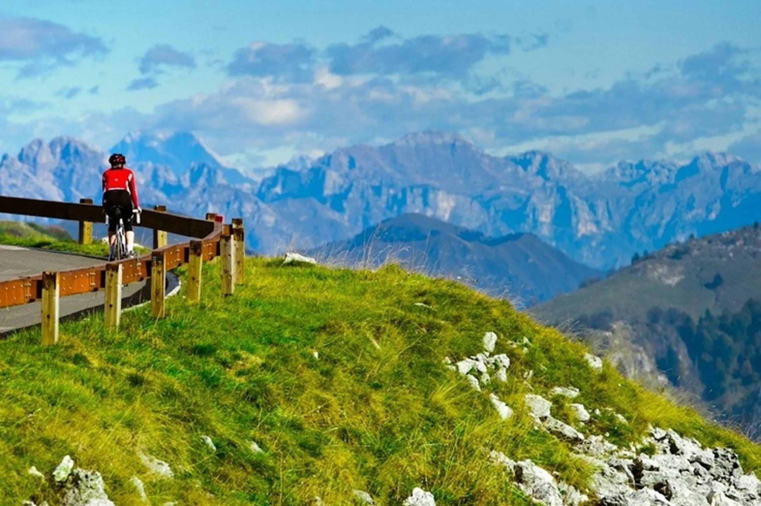 Cycling in Wine Hotel San Giacomo Activity & Wellness