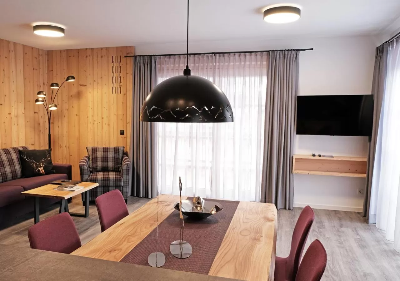Dining area in Hotel Bayerischer Hof