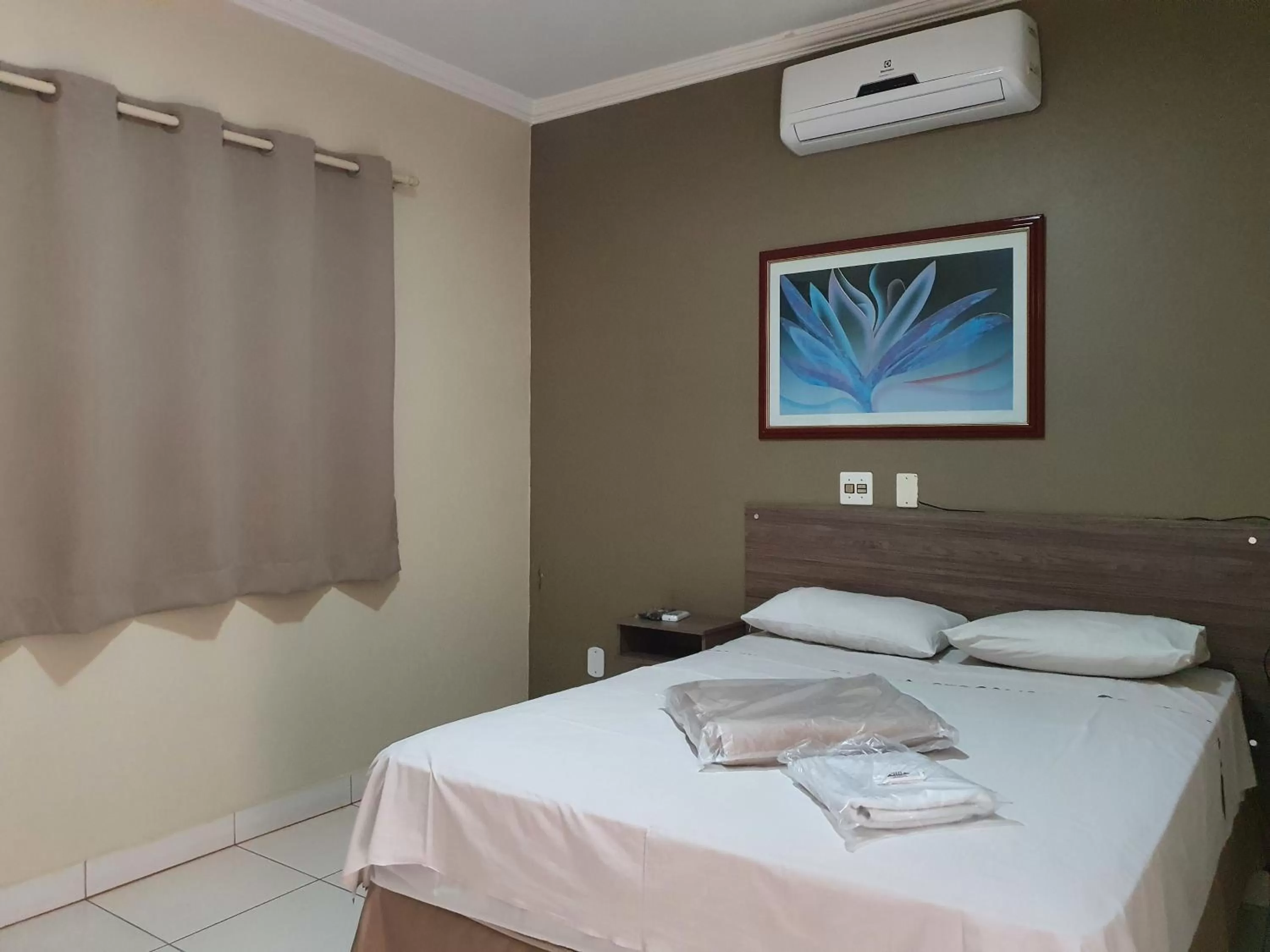 Bedroom, Bed in Hotel Recreio dos Bandeirantes