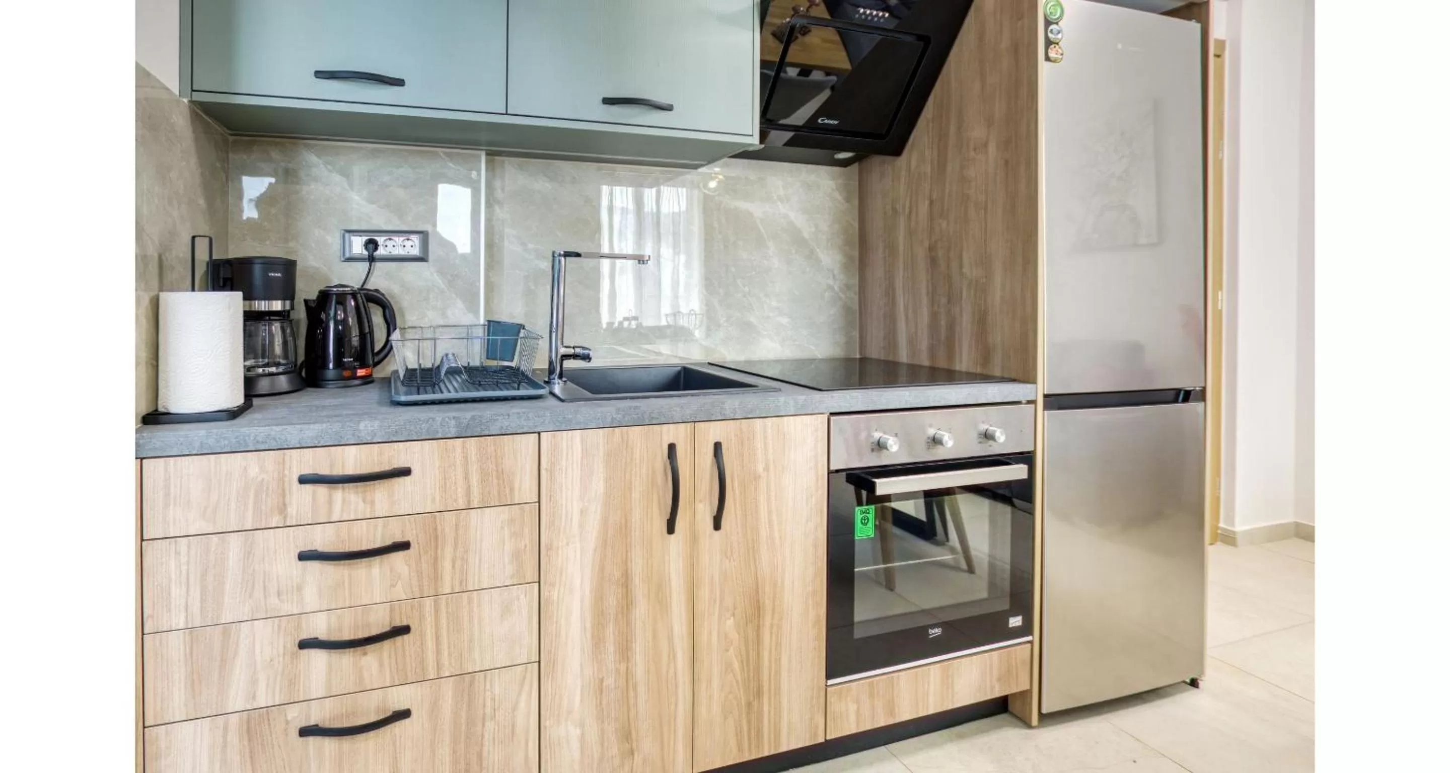 Kitchen or kitchenette in Sapphire Horizon Suites