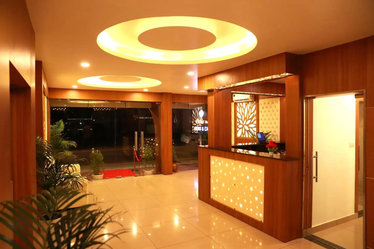 Lobby or reception in ORFILA INN Airport Hotel