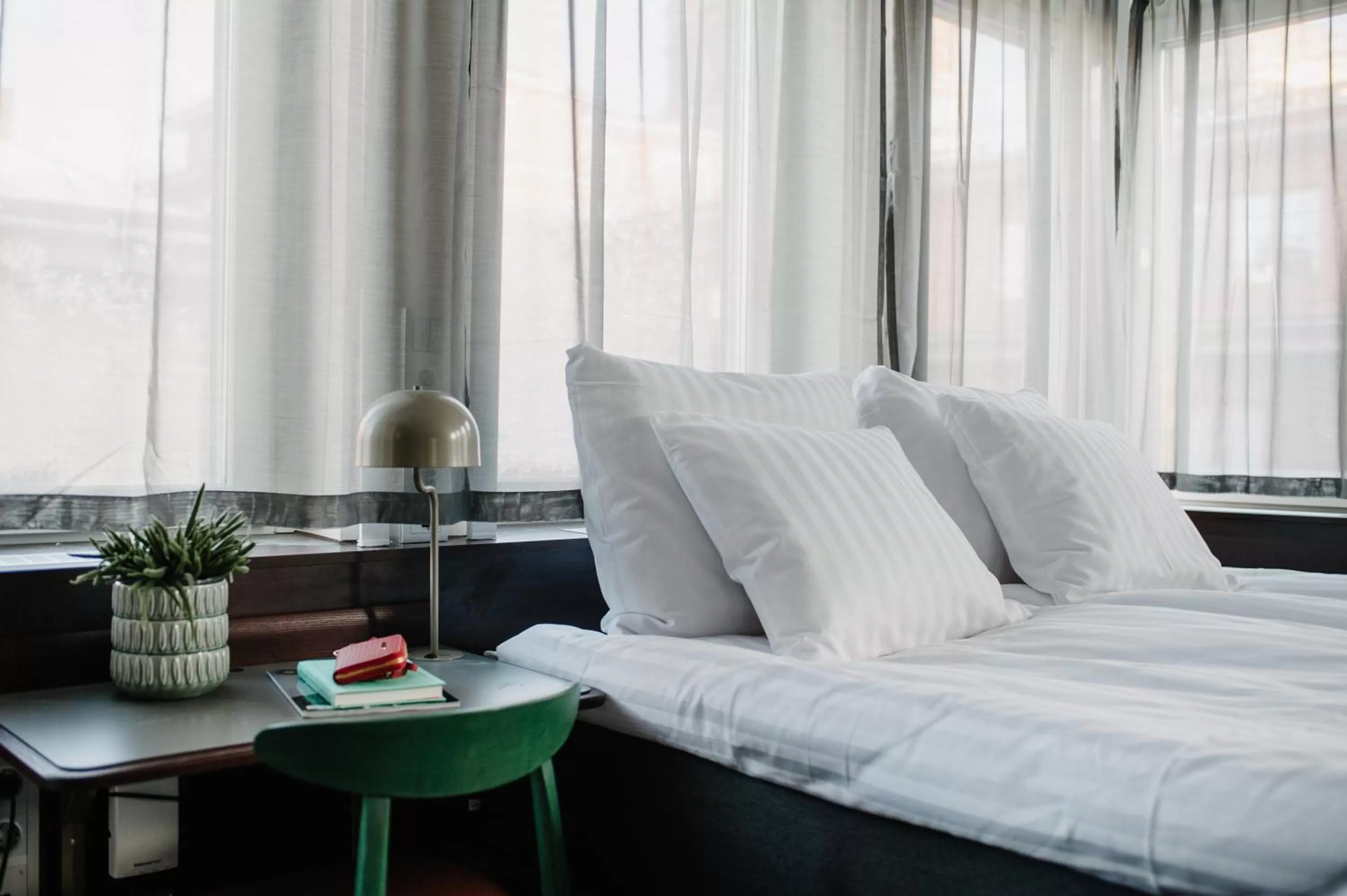 Bedroom, Bed in Best Western and hotel