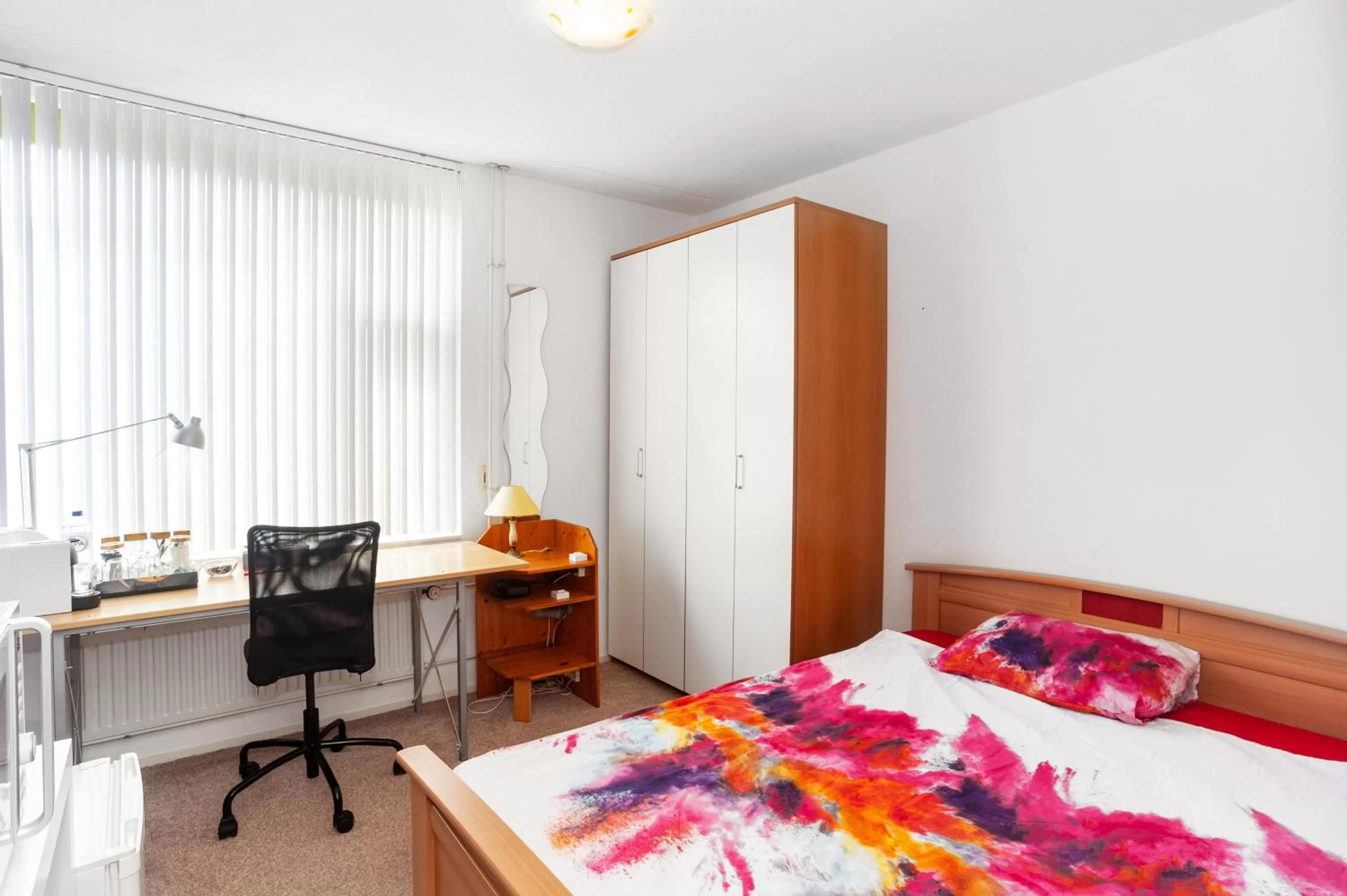 Photo of the whole room, Bed in Wim's Place Schiphol Amsterdam Airport