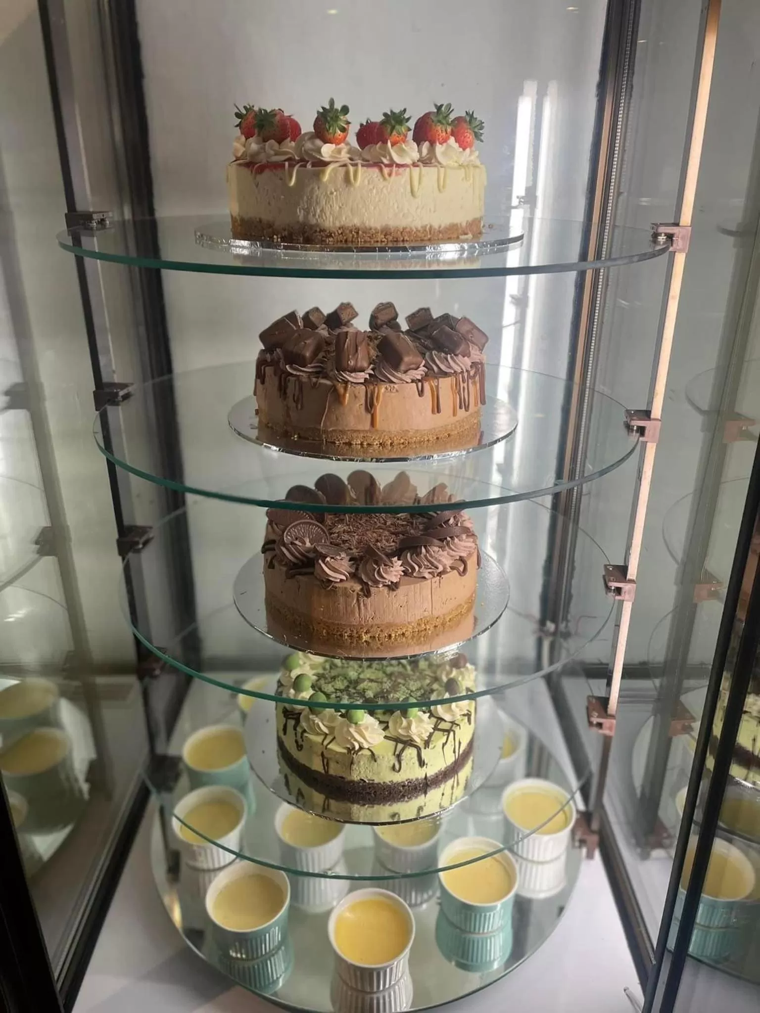 Food and drinks in The Fountain Inn & Riverside Restaurant