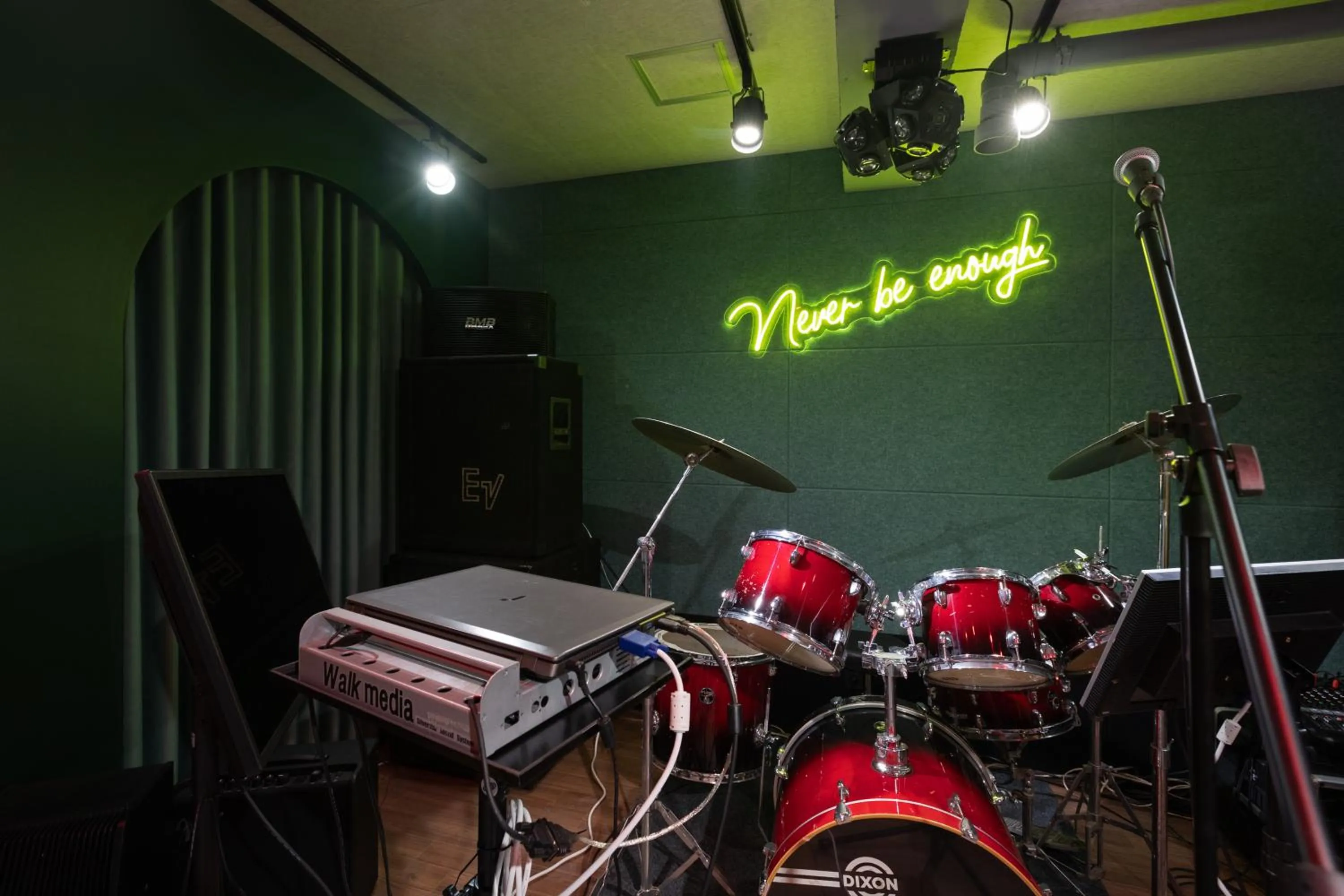 Property building in Hotel Gray