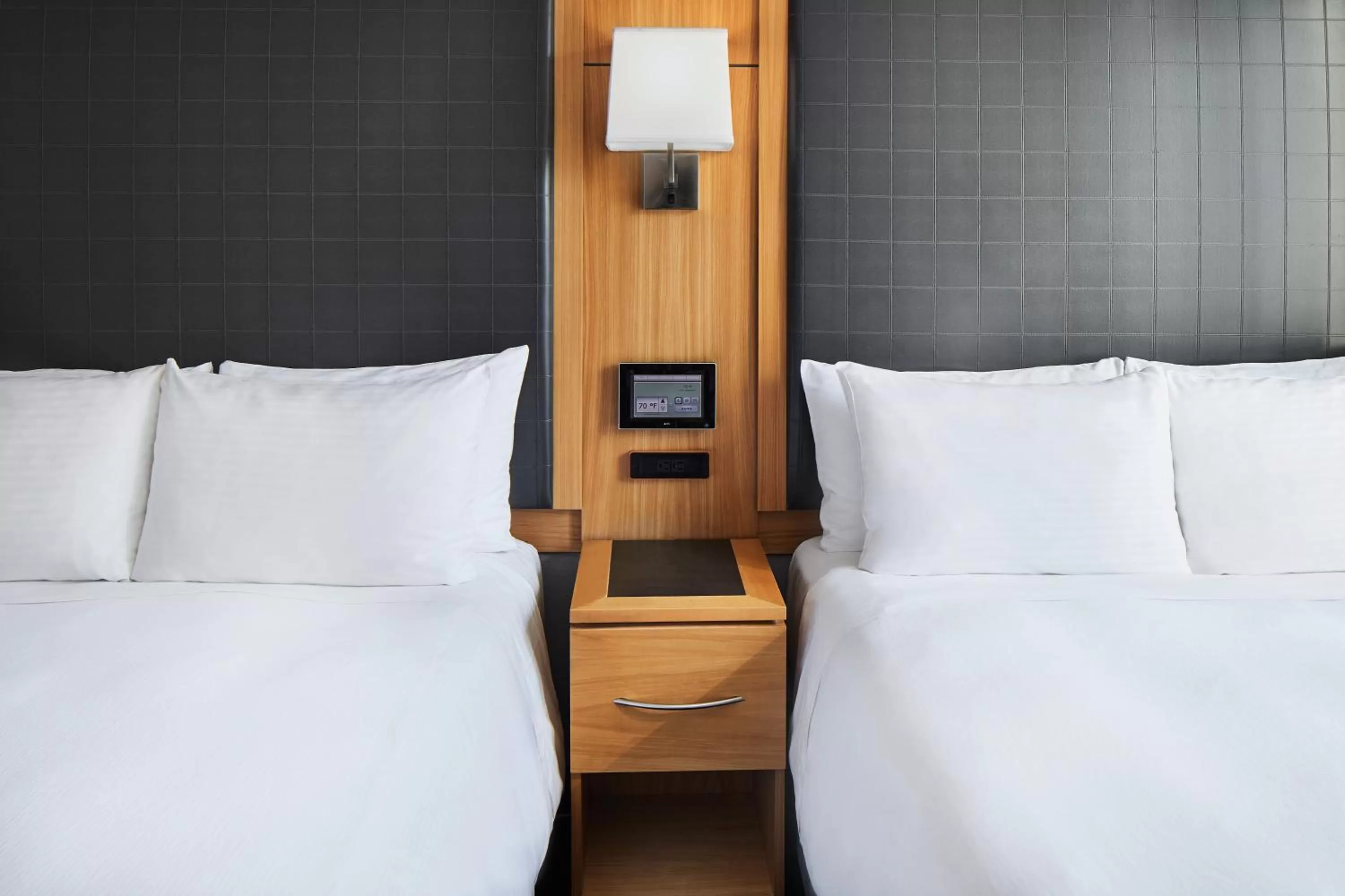 Photo of the whole room, Bed in Club Quarters Hotel World Trade Center, New York