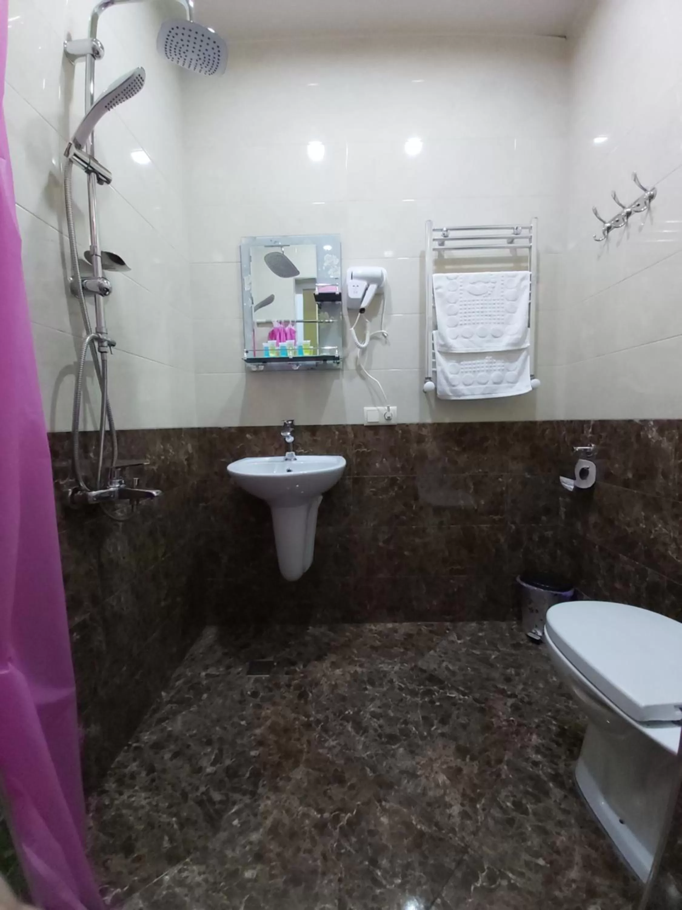 Bathroom in Hotel Maria