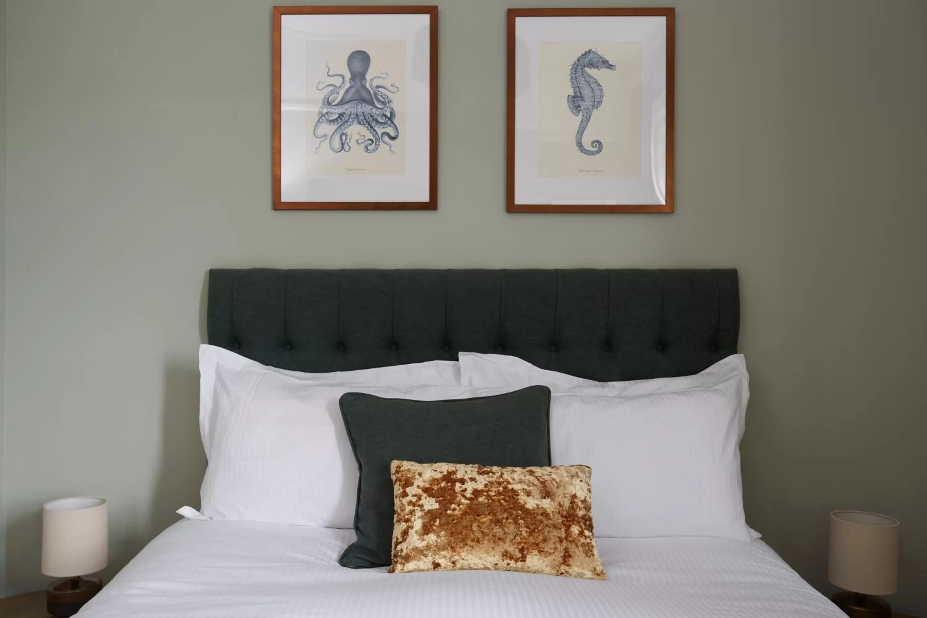 Bed in Sentry Mead Hotel