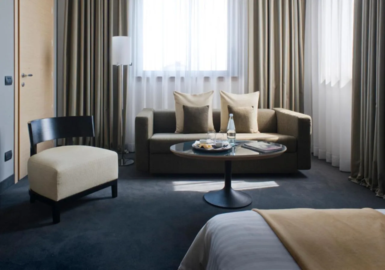 Bedroom, Bed in Domina Milano Fiera