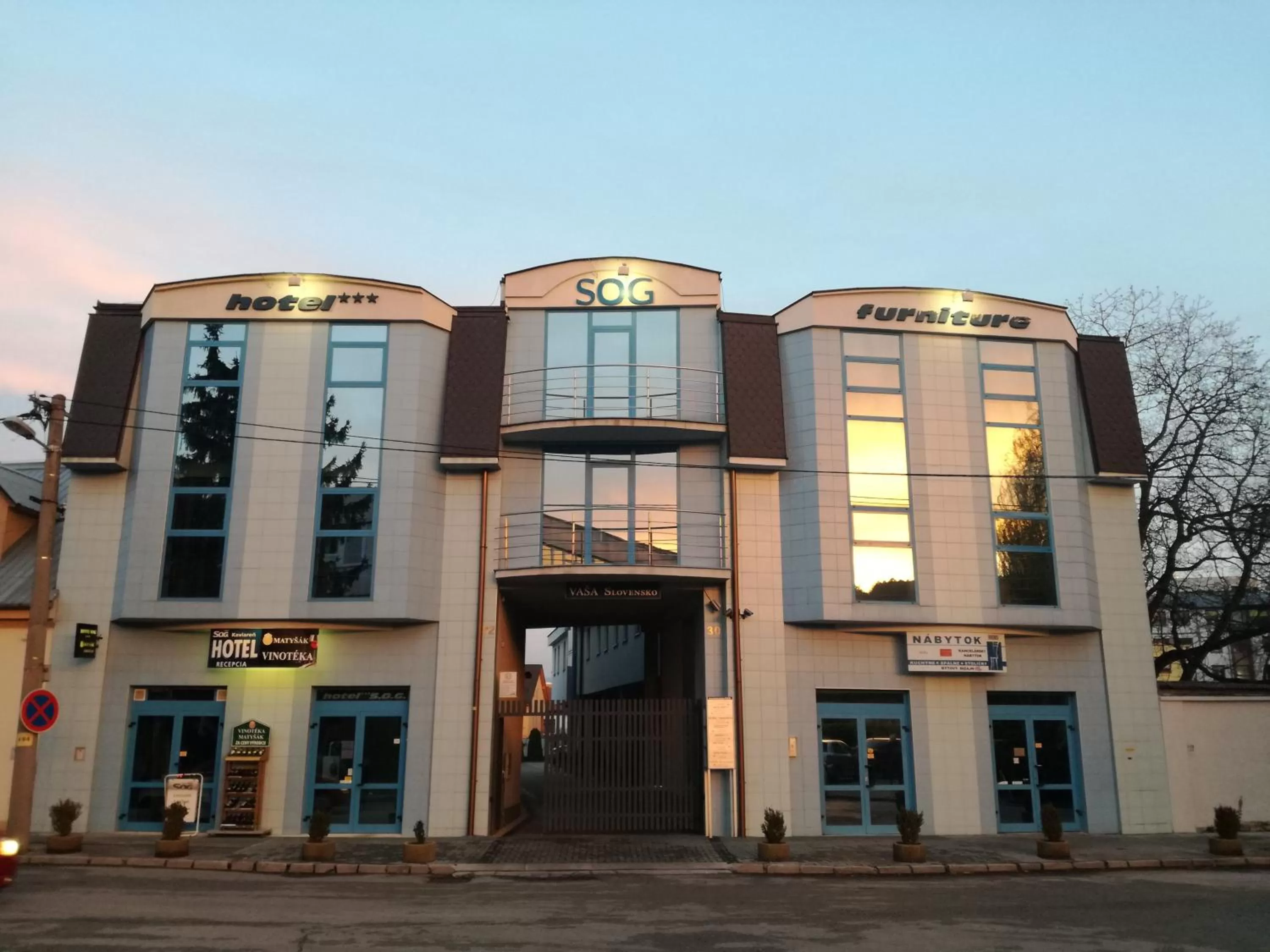 Facade/entrance, Property Building in garni Hotel S.O.G.* * *