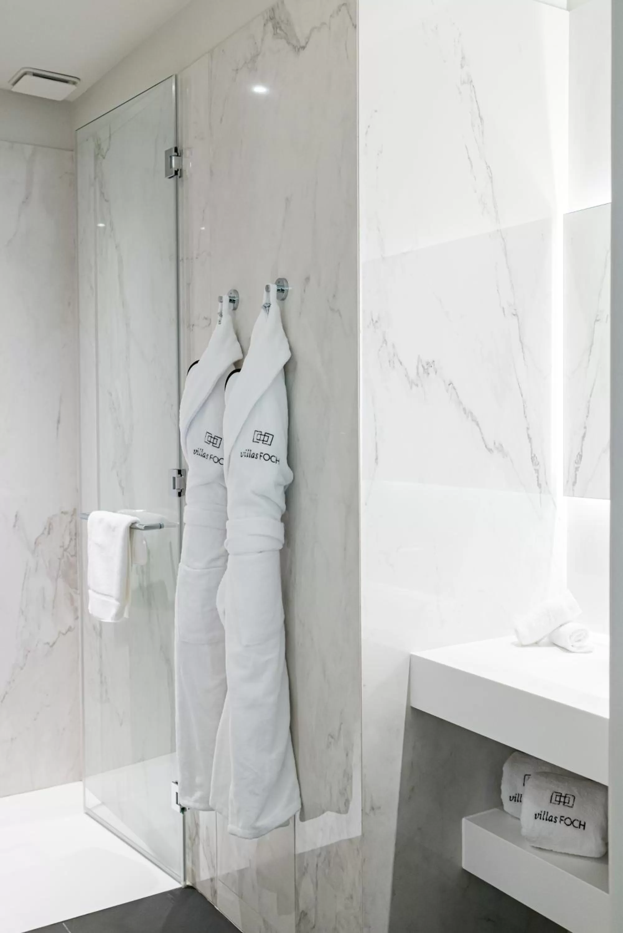 Bathroom in Villas Foch Boutique Hotel & Spa Bordeaux