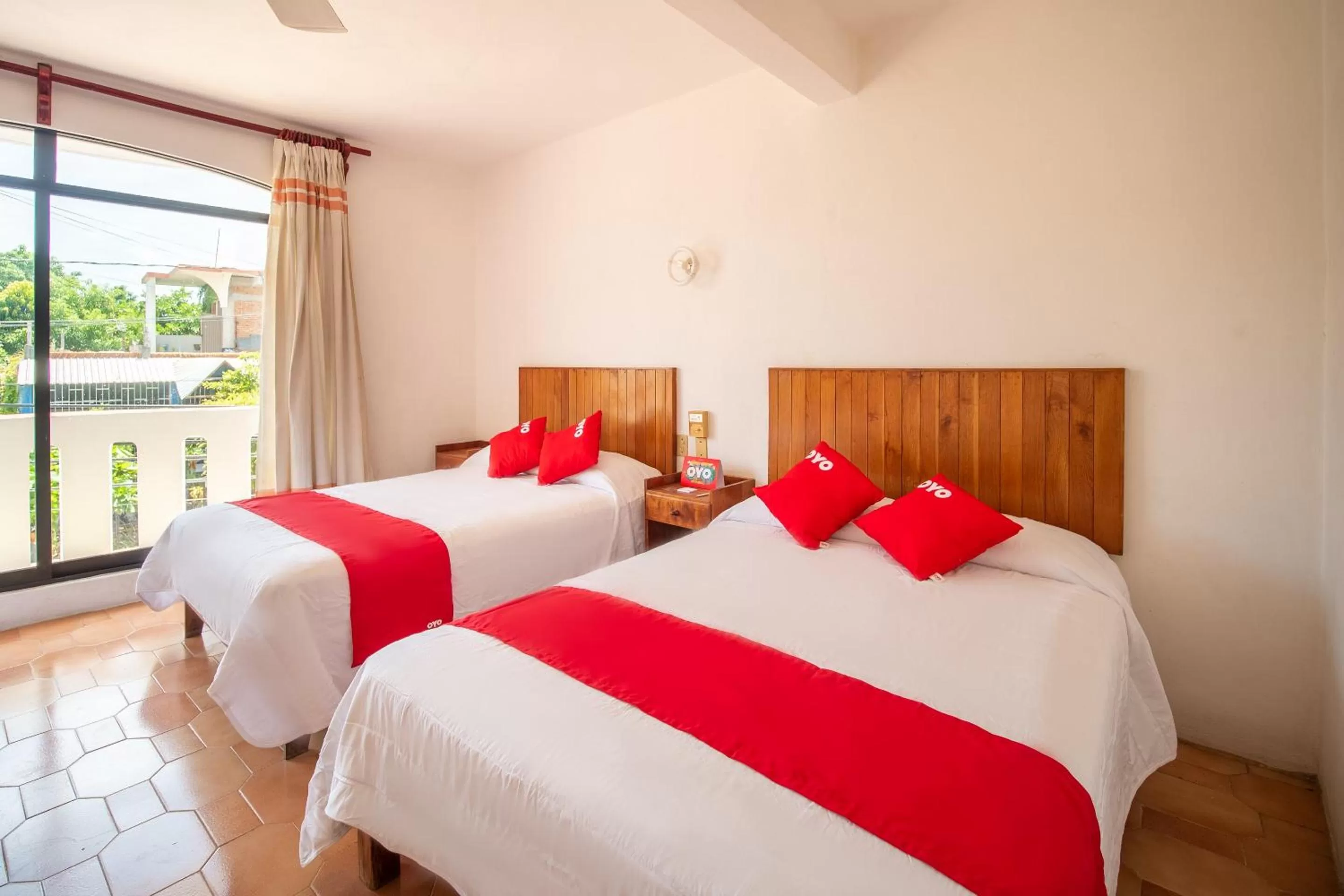 Bedroom in OYO Hotel Arena Surf, Puerto Escondido