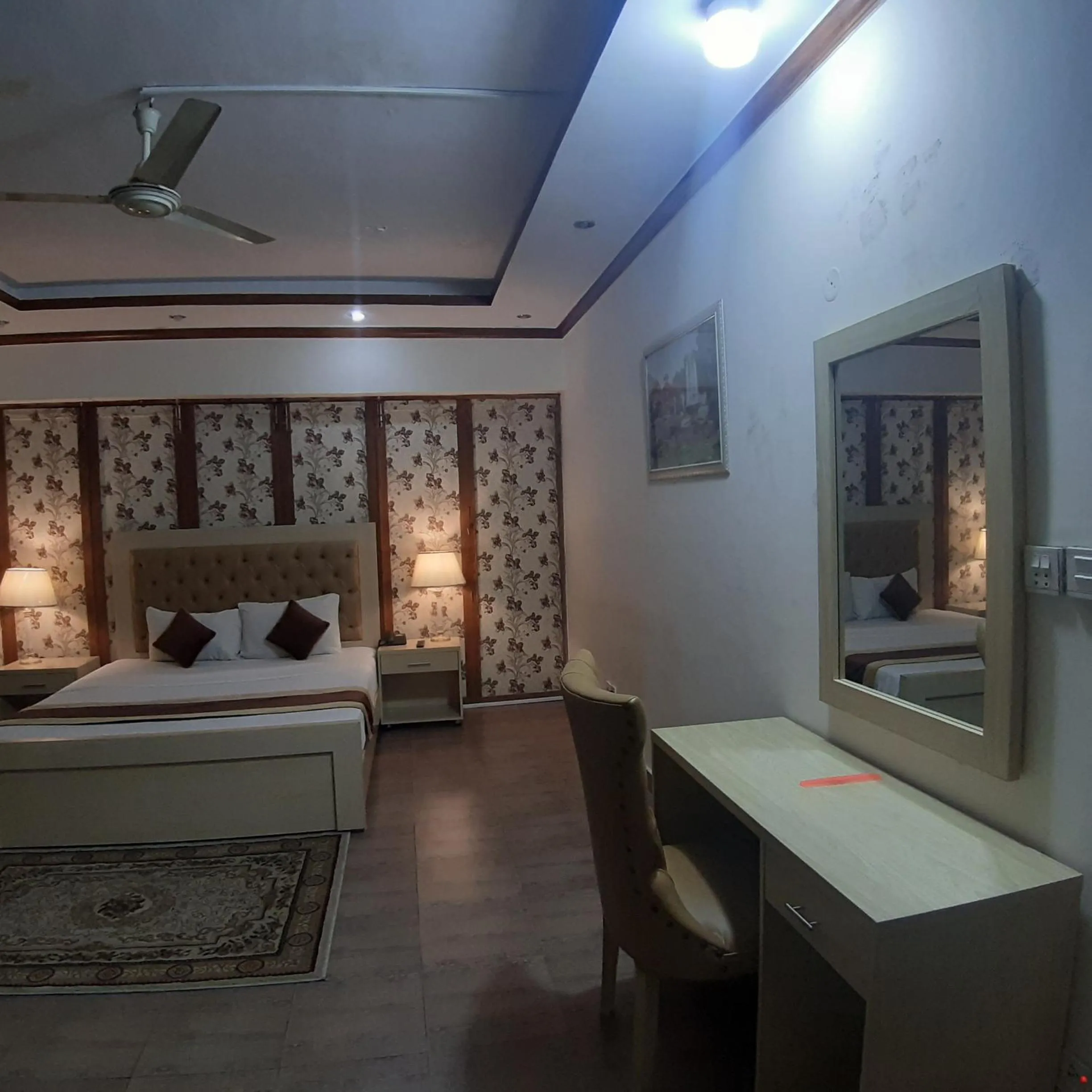 Photo of the whole room in Premier Inn Davis Road Lahore