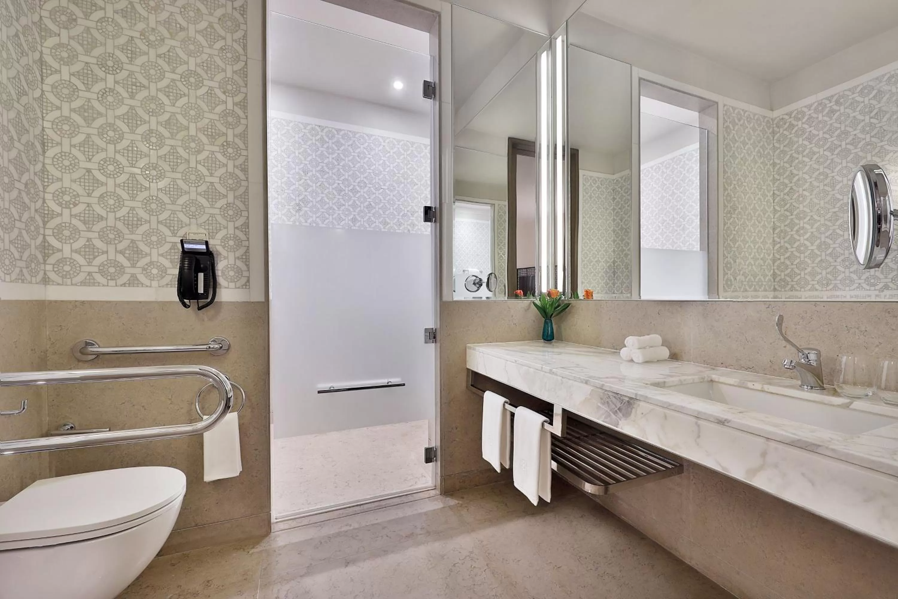 Bathroom in Assila, a Luxury Collection Hotel, Apartment Jeddah