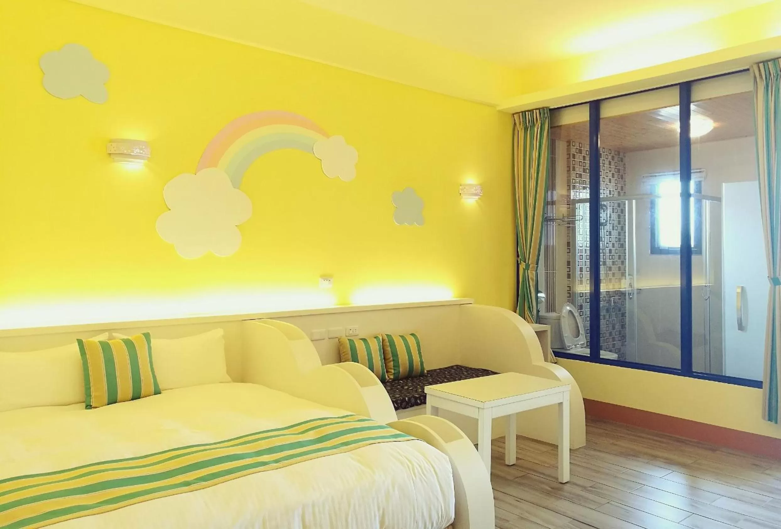 Bed in Love Ocean & Happy Bay HomeStay