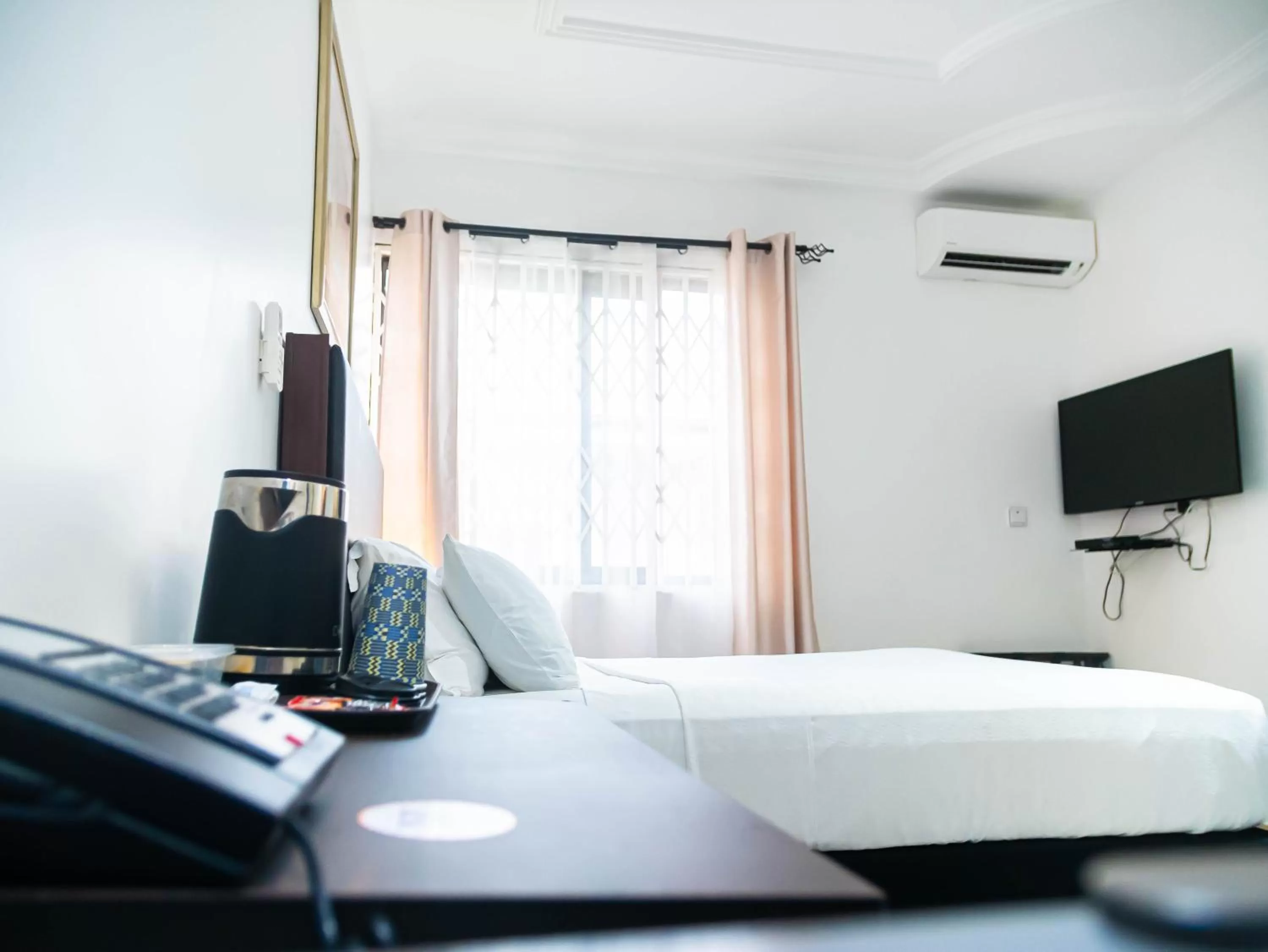 Bedroom, Bed in KoKo Palm Inn LTD